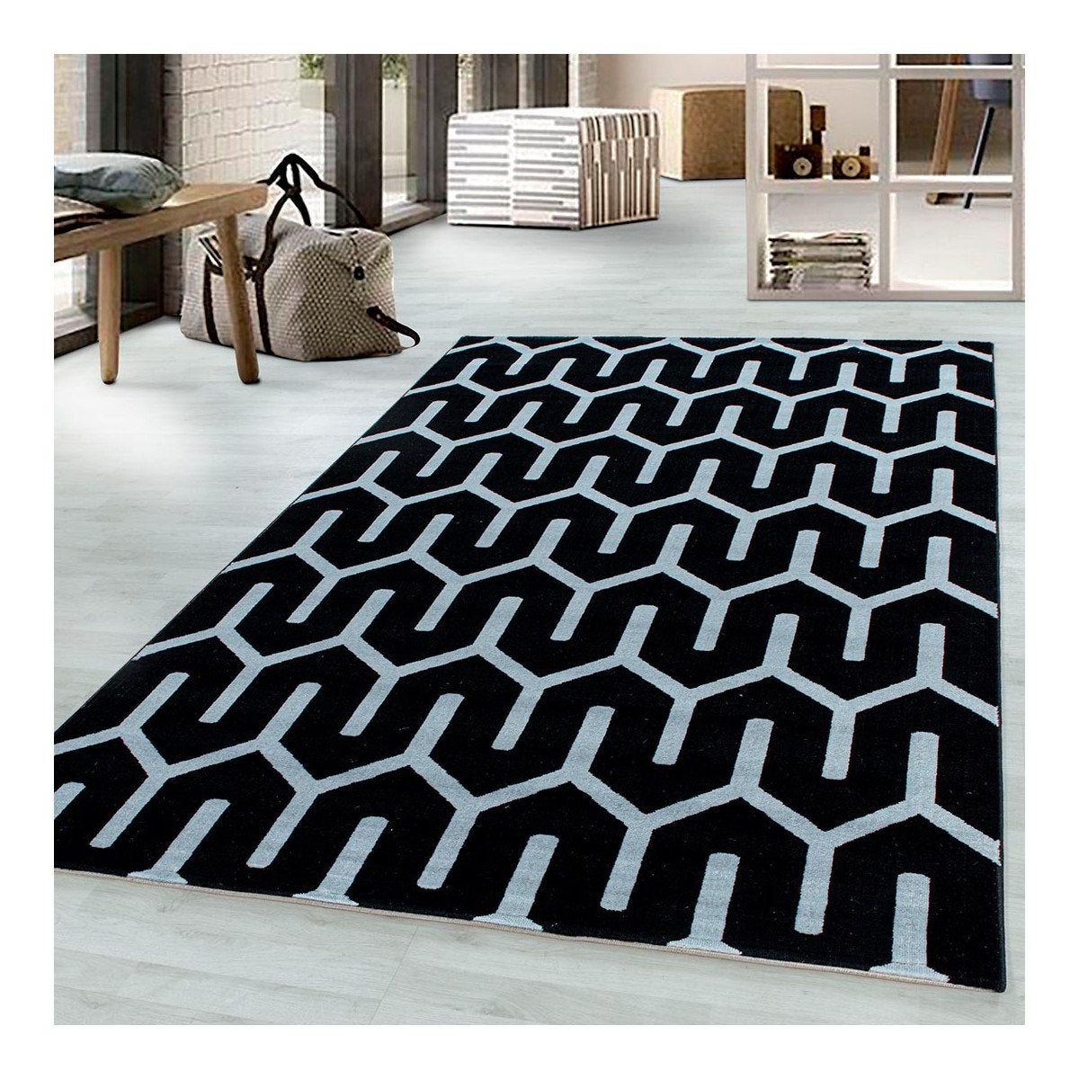 Tapis G Om Trique Scandinave En Polypropyl Ne Noir X Corbeaux