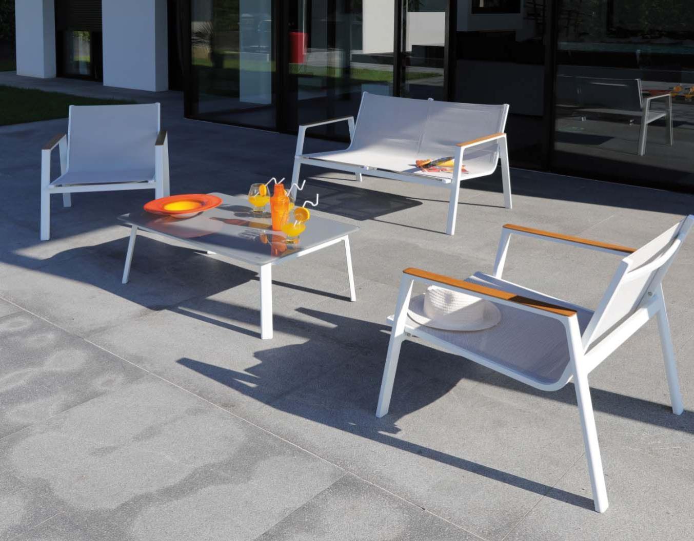 Salon De Jardin En Aluminium Venus 4 Personnes Proloisirs Salon de jardin Venus avec 2 fauteuils, 1 table basse et 1