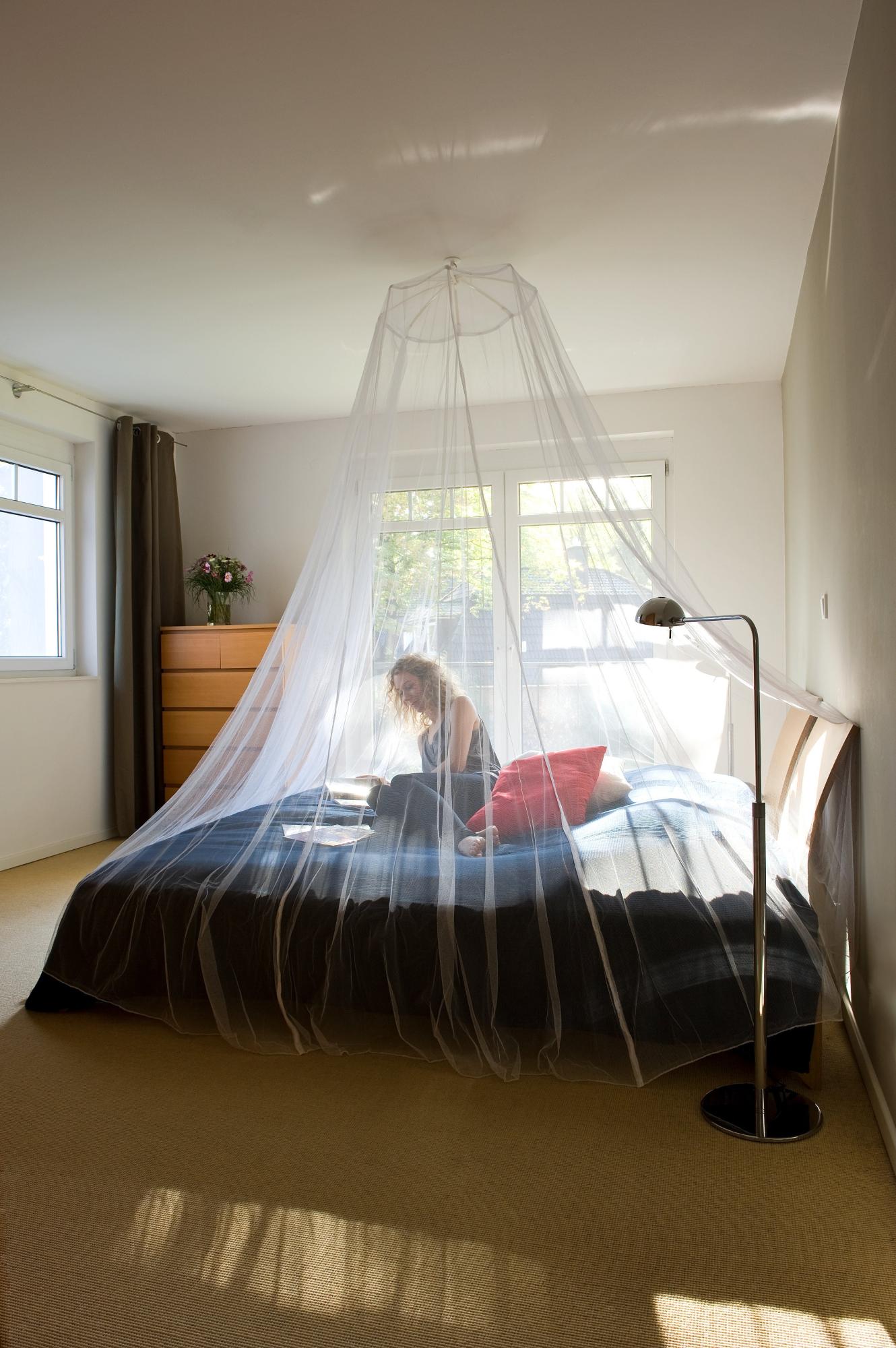 Mosquitera malla Tesa Stop 12.6x250 cm Merlin