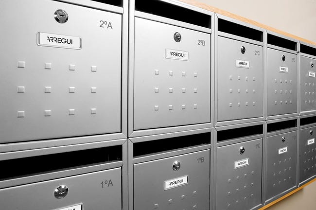 Buz n de correo de acero en gris plata de 31x26x10 cm Leroy Merlin