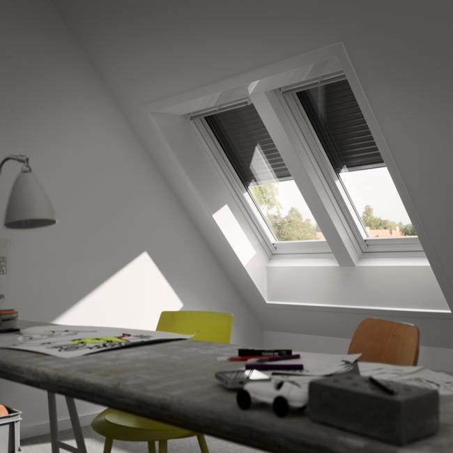Persiana ventana de tejado con apertura solar VELUX de 114 x 118 cm Leroy