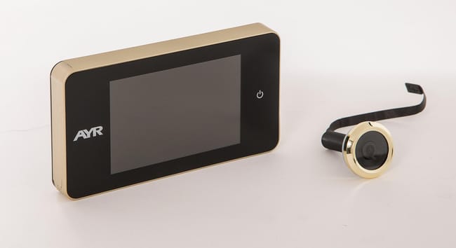 Leroy Merlin te trae esta mirilla digital con pantalla, se conecta por wifi y puedes ver quien llama sin moverte 10 Merca2.es Además, viene con garantía