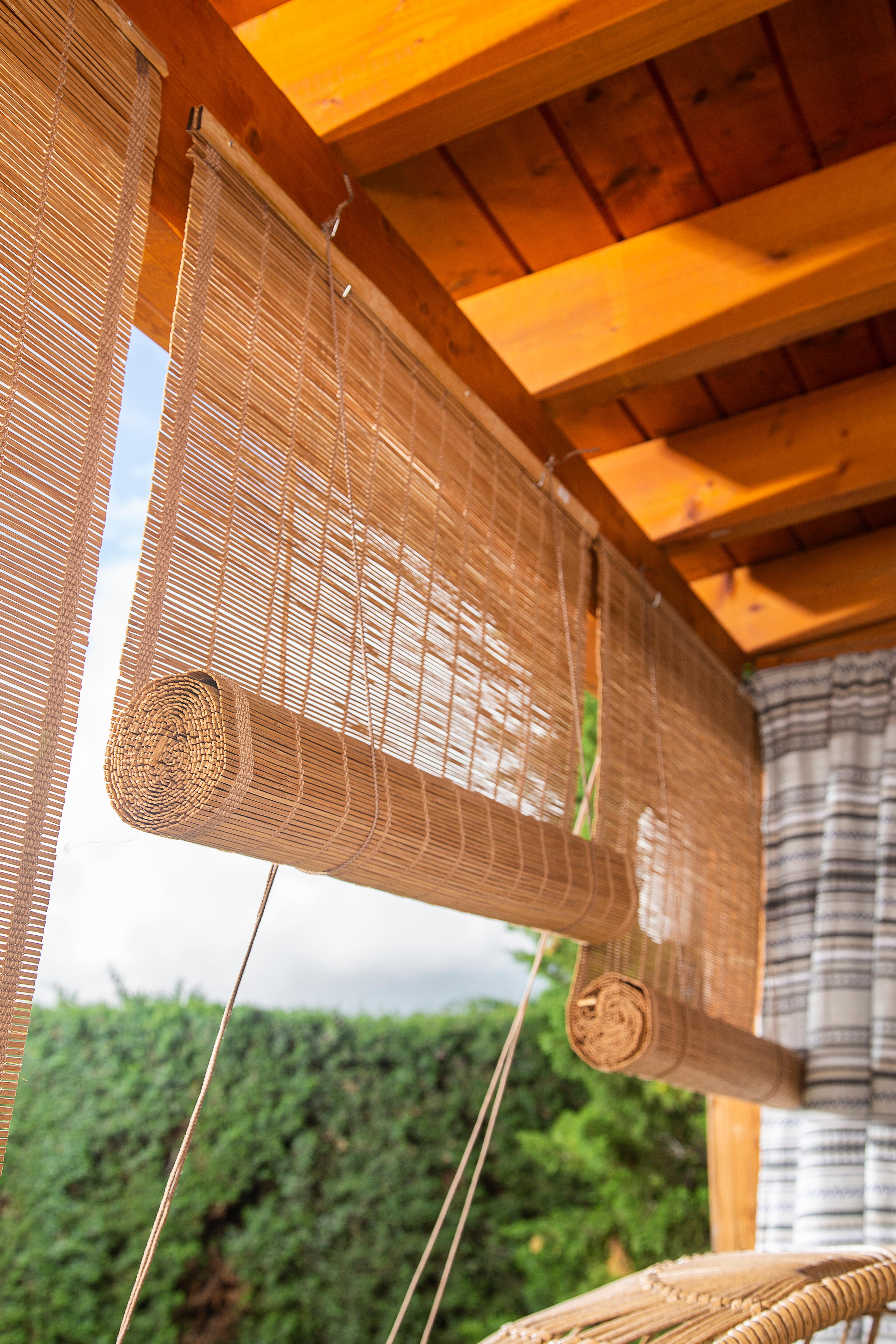 Estor enrollable de bambú natural INSPIRE de 90x300cm