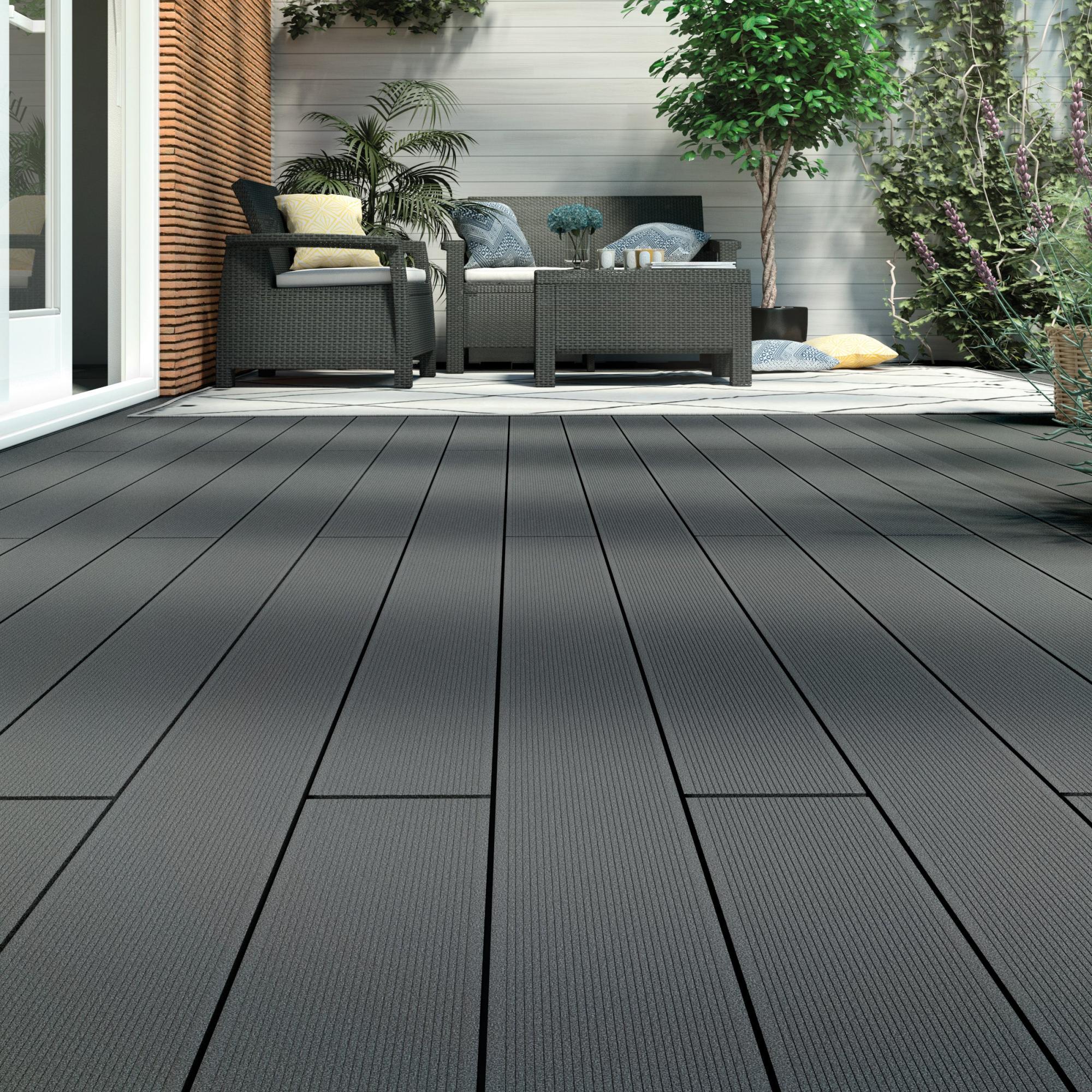 Lama de composite macizo negro 14x230 cm y 24 mm de la marca CDECK Lama de composite macizo negro 14x230 cm y 24 mm de la marca CDECK