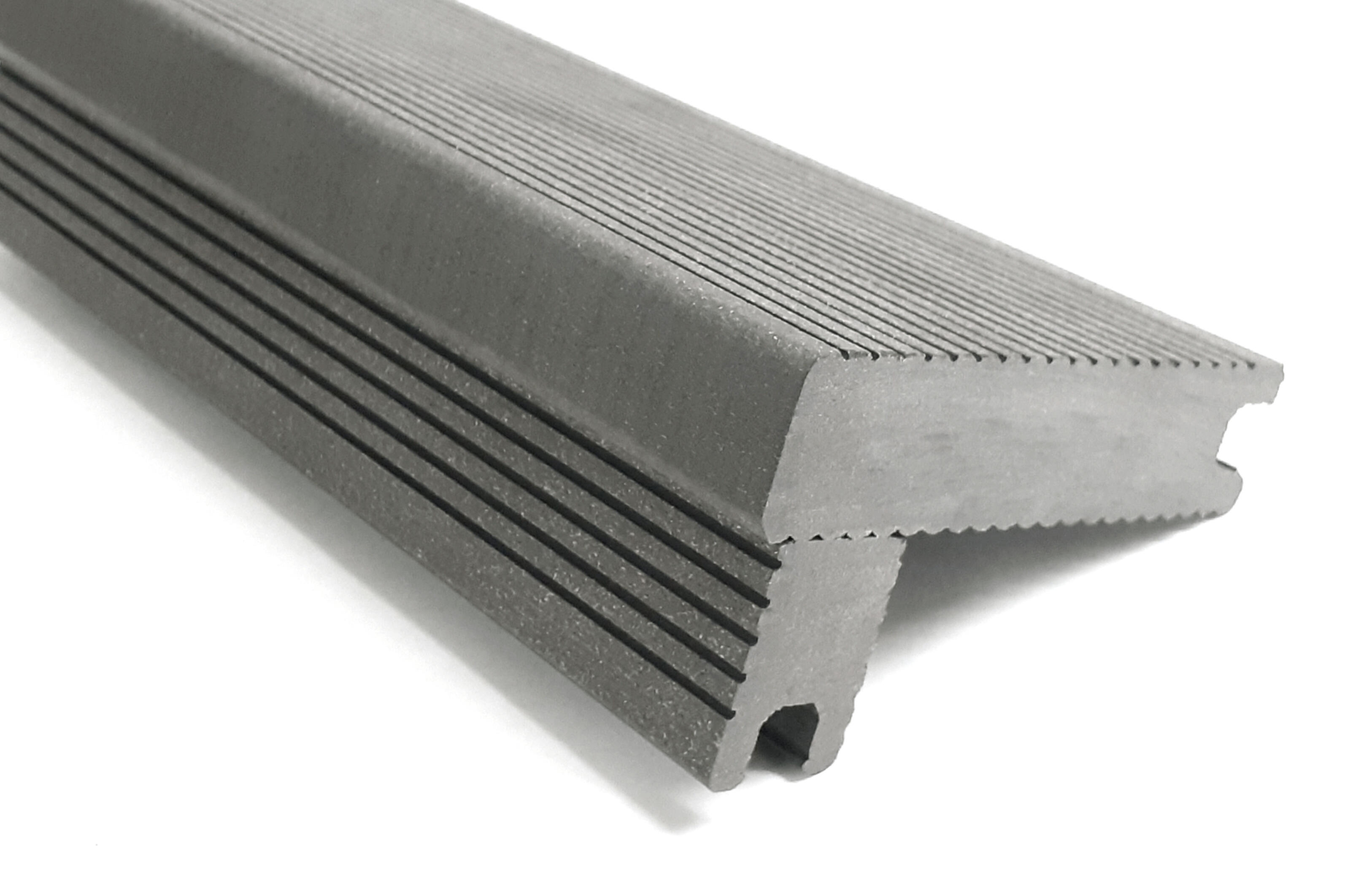 Escalón de composite de pvc y madera gris de 10.1x5.6 cm