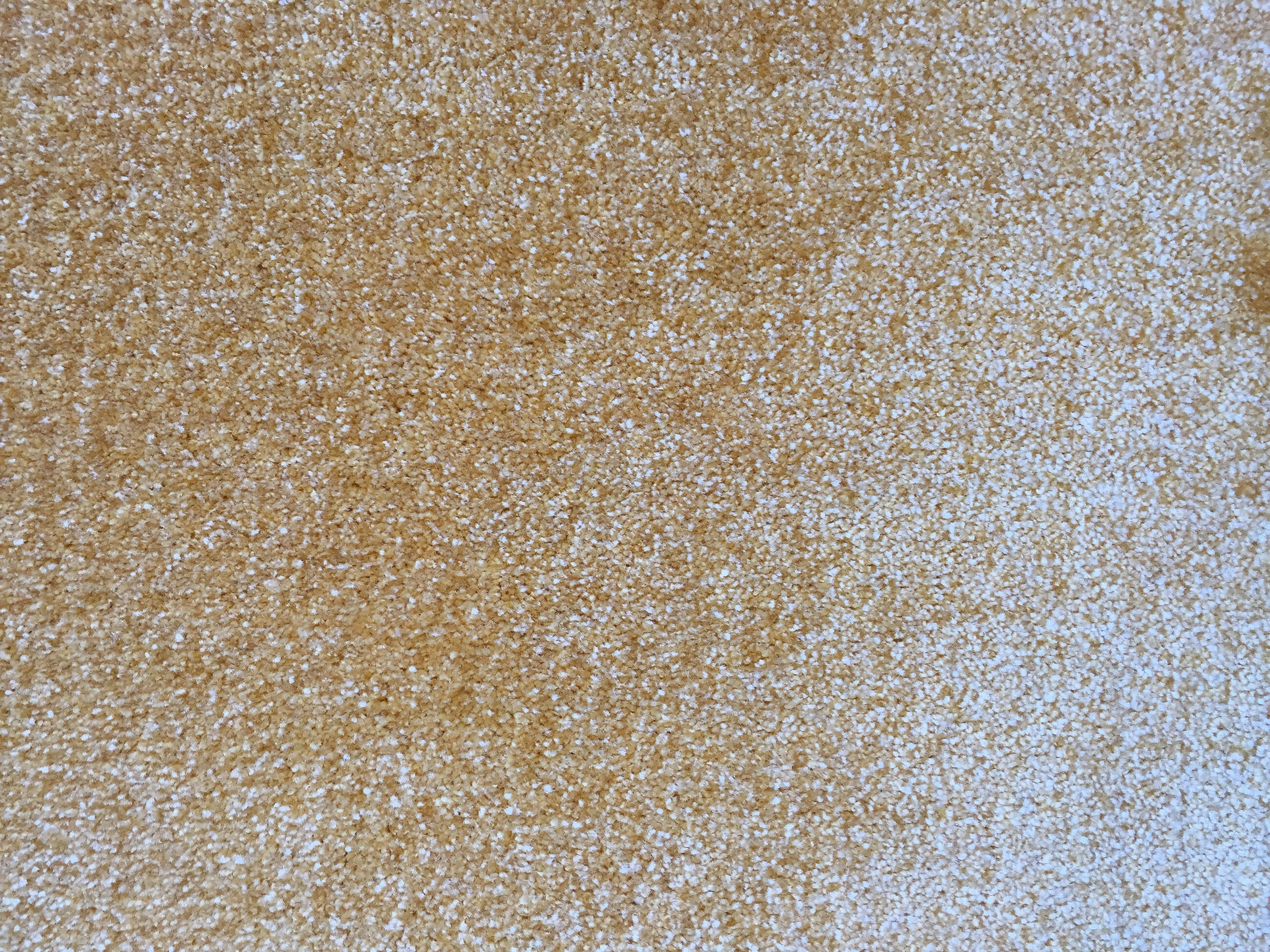 Moqueta pelo cortado soft amarillo. pedido mínimo 4m²
