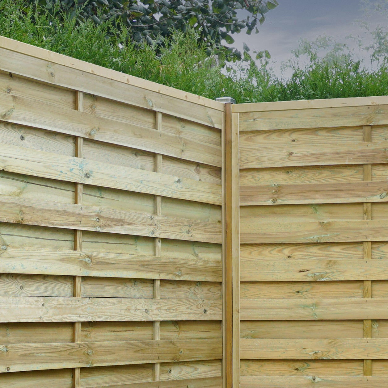 Poste en l de madera para panel modulable de 9 x 9 x 240 cm y 28 mm
