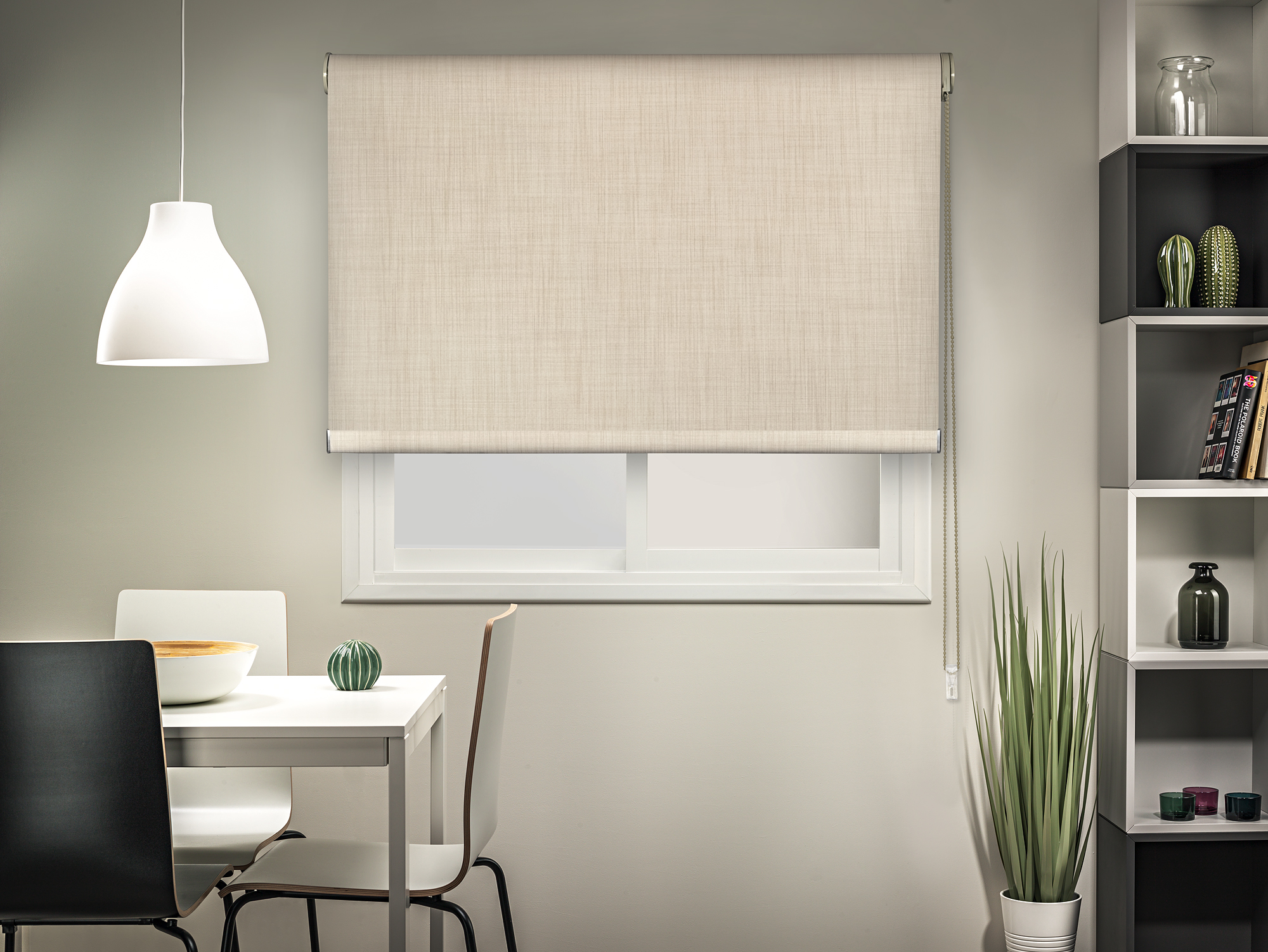 Estor enrollable opaco moon beige de 180x250cm