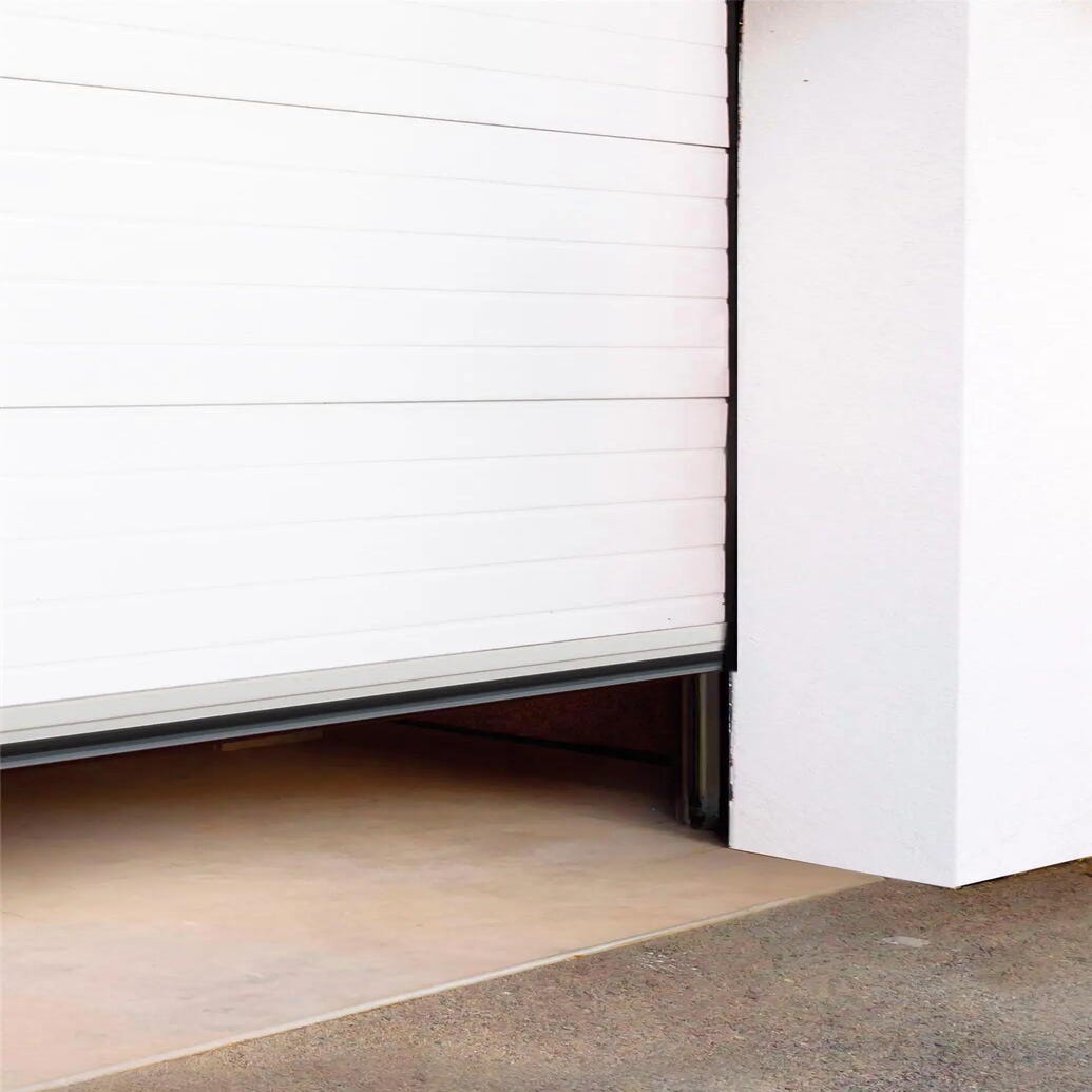 Burlete para puerta garaje tornillo (Negro, Largo: 250 cm