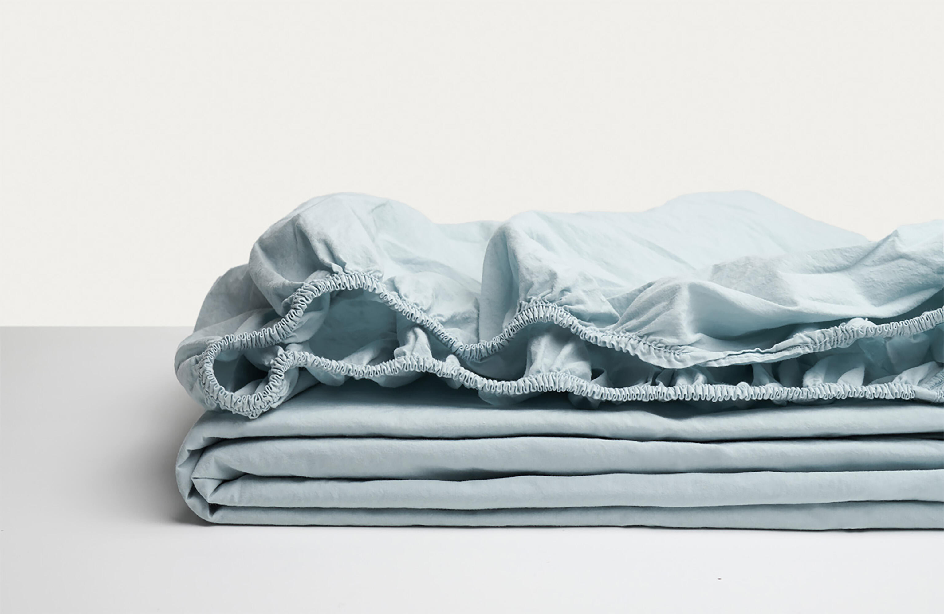 Sábana bajera wash grament percal 200 hilos azul bebé para cama de 90 cm