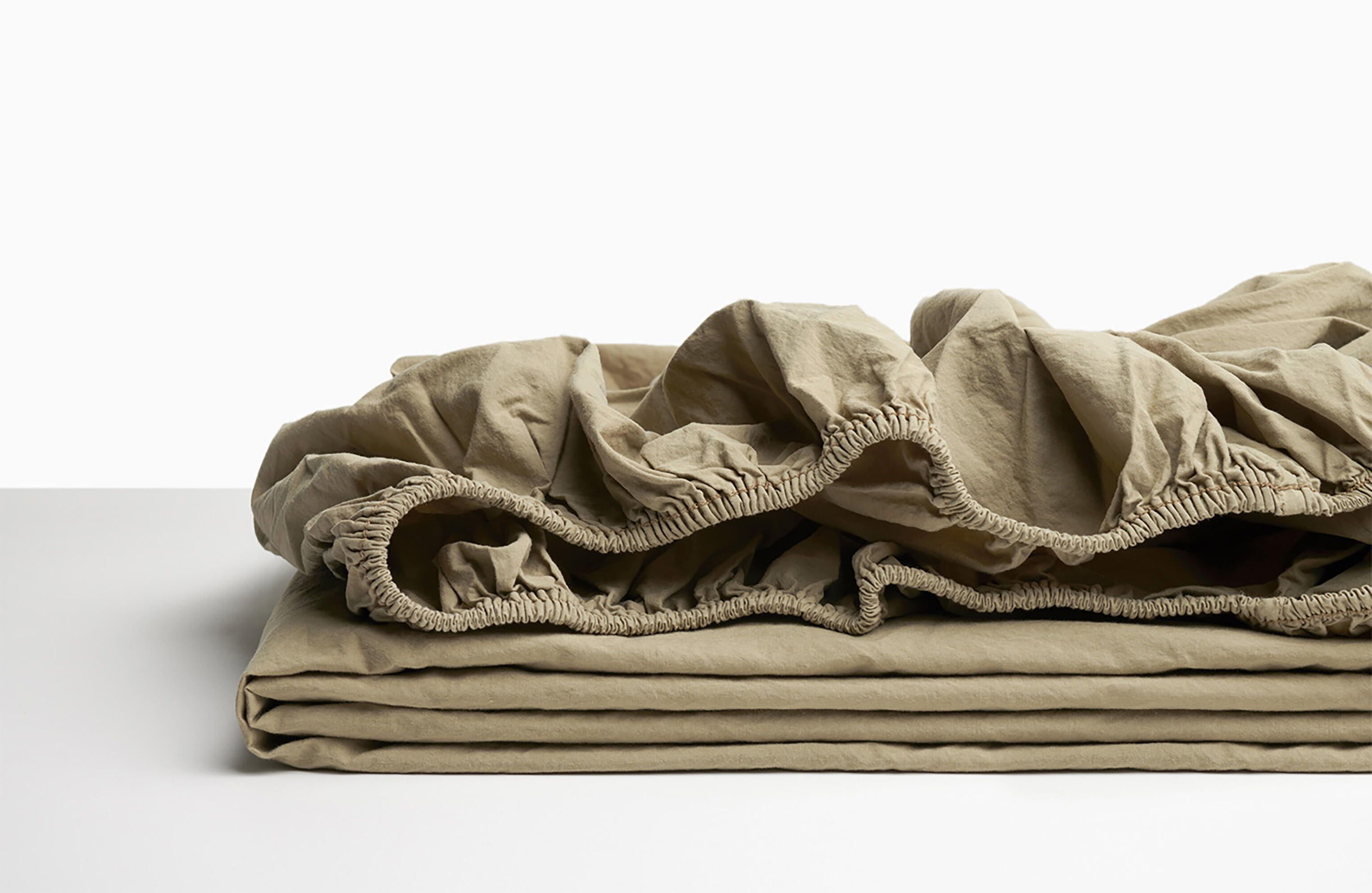 Sábana bajera wash garment percal 200 hilos marrón bronce para cama de 135 cm