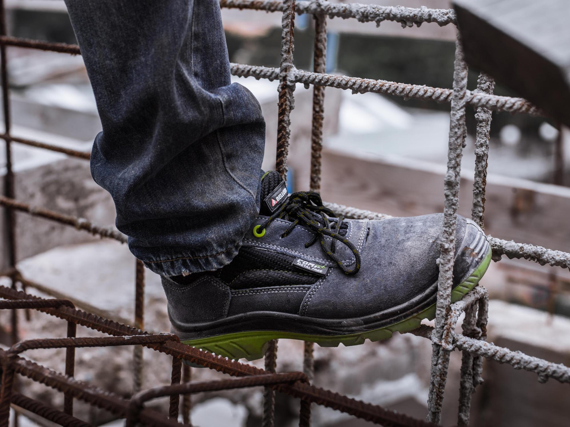 Bota serraje BELLOTA gris verde | Leroy Merlin