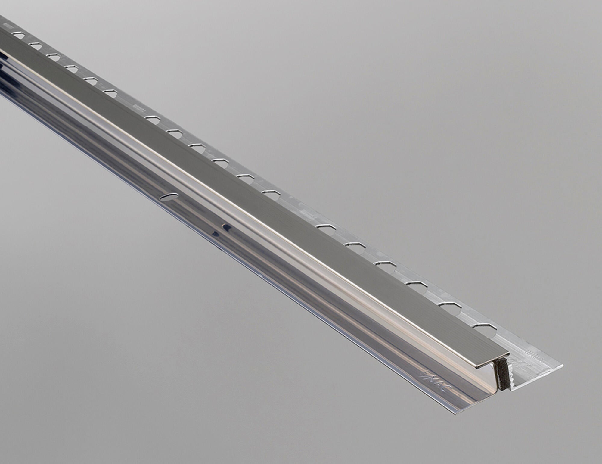 Junta de dilatación y fraccionamiento de acero inoxidable 1.2x255 cm alto brillo