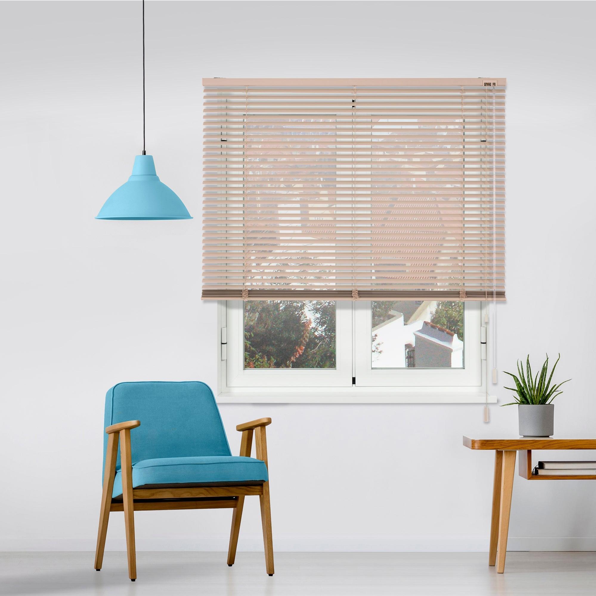 Veneciana de aluminio skin beige, rosa de 135x175 cm