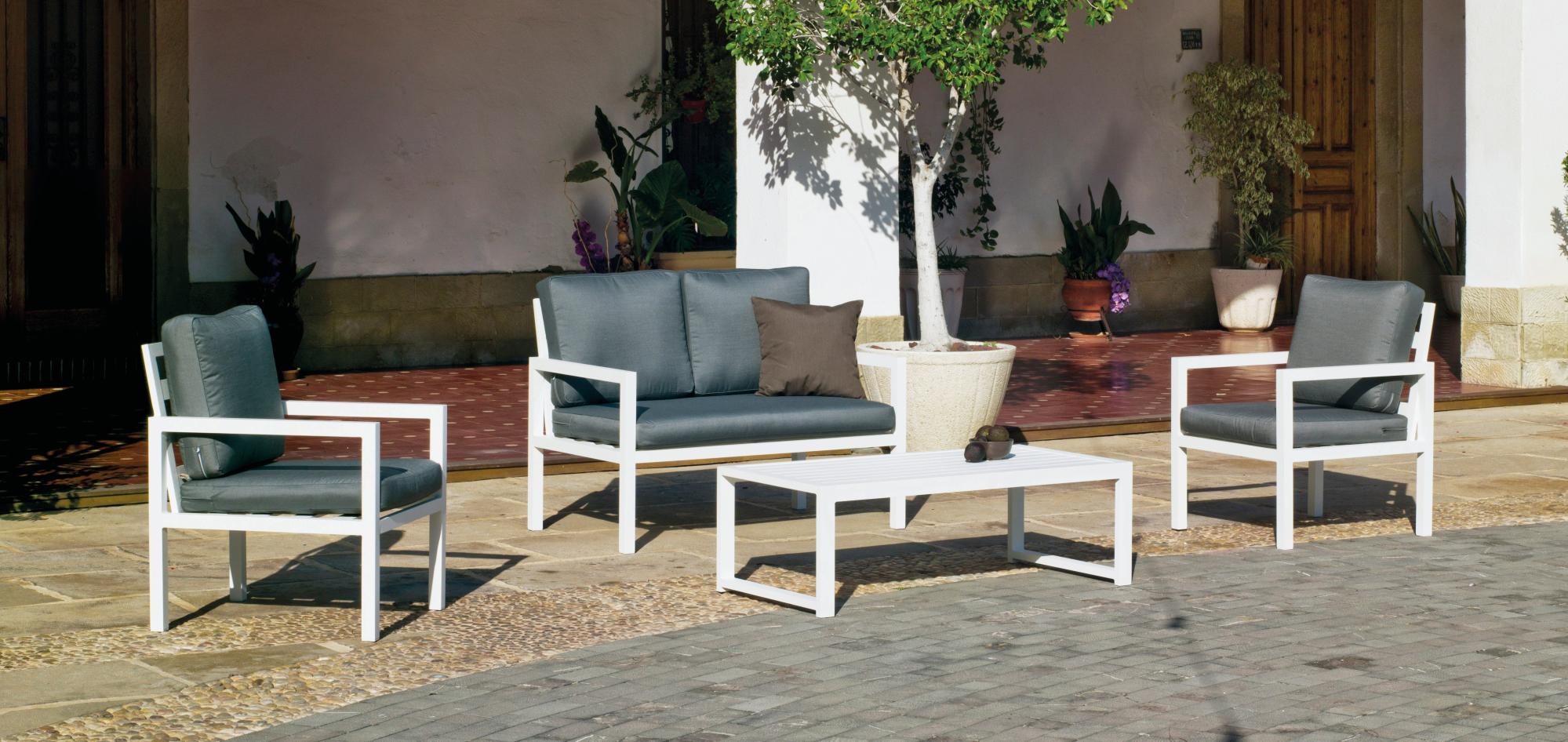 Conjunto de jardín calasol blanco de 4 plazas de la marca HEVEA Conjunto de jardín calasol blanco de 4 plazas de la marca HEVEA