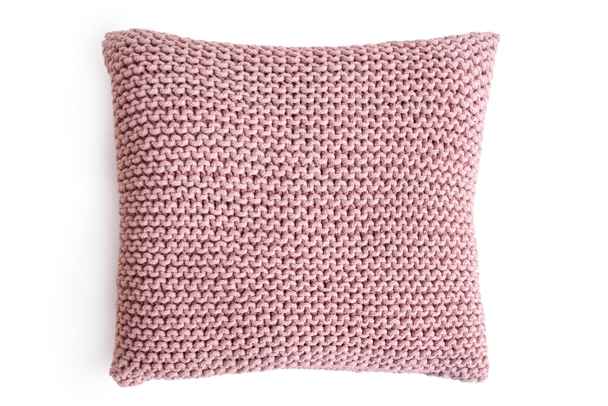 Cojín decorativo crochet rosa 70x70cm
