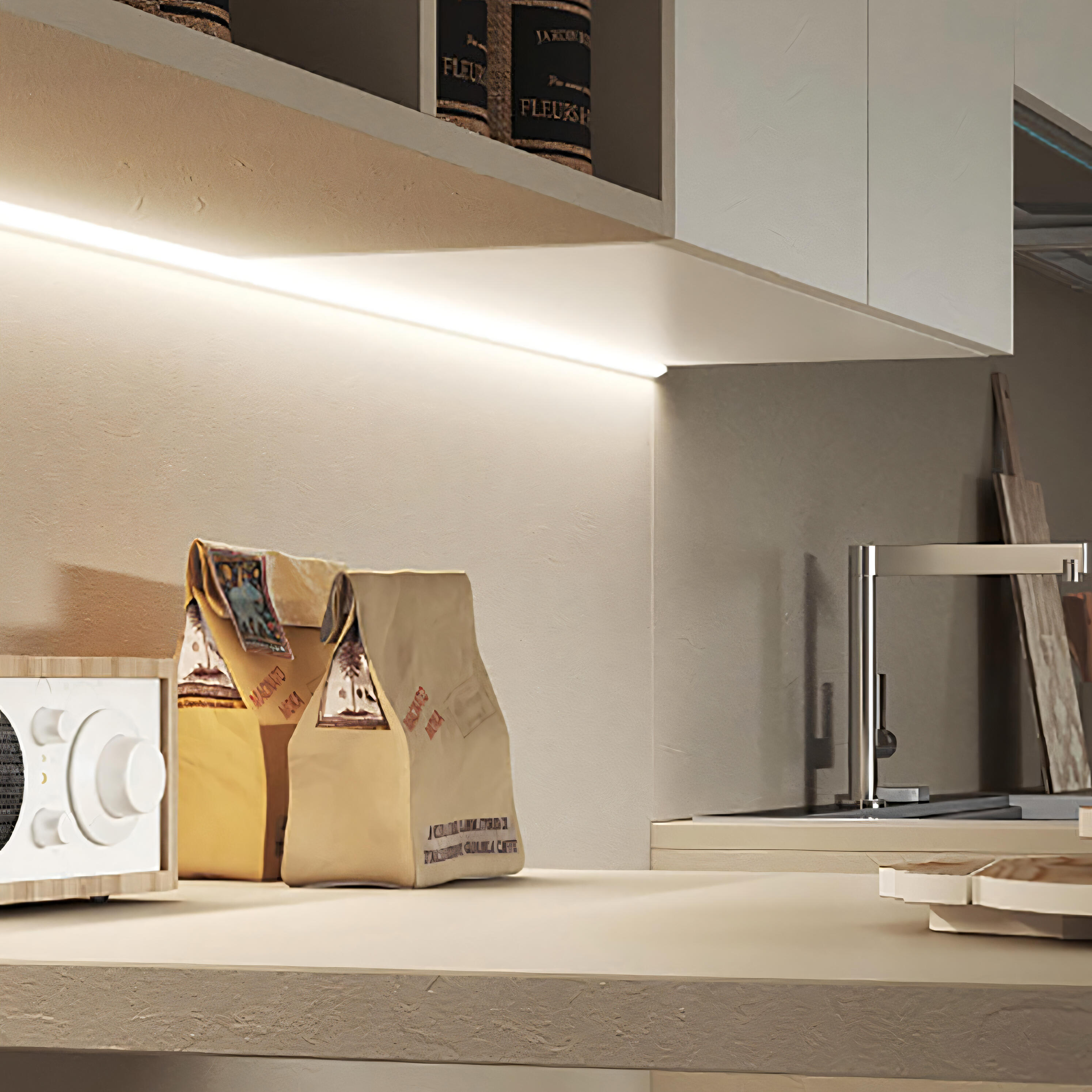 Luminaria lineal corte libre mobiliario 497 lm luz 55cm blanco neutro