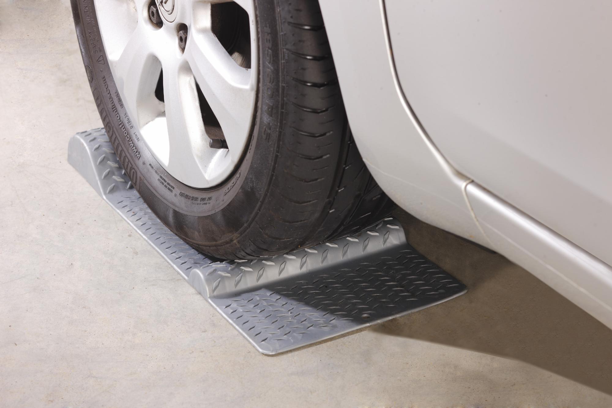 Cale roue de voiture MOTTEZ, L. 52 cm x l. 25 cm, gris Leroy Merlin