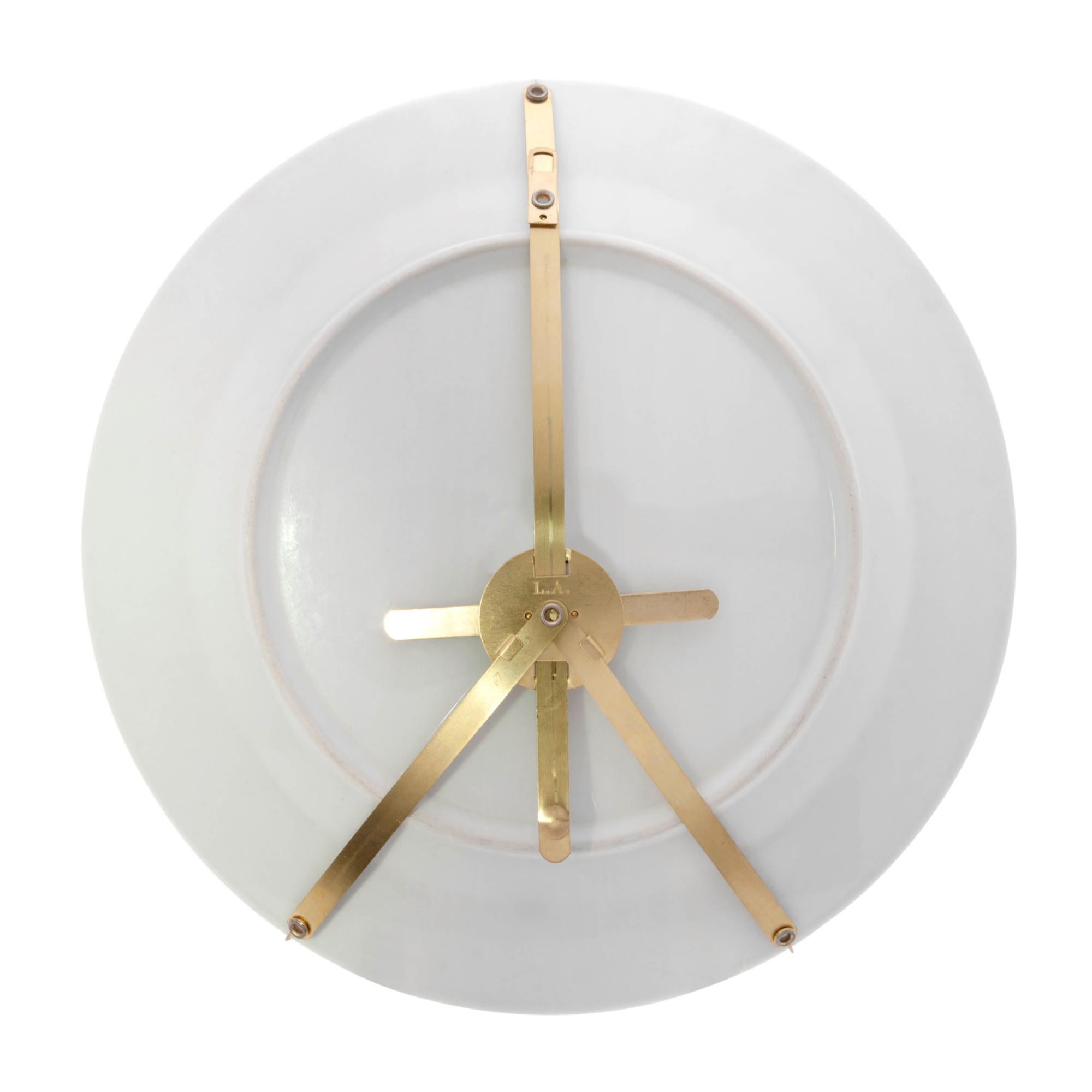 Porteassiette mural porte assiette à lames , sans ressort LE CROCHET