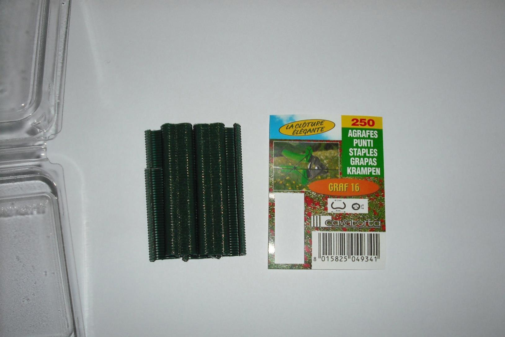 LIPPI 250 Agrafes à grillage Plastifiées Vertes 16mm Boîte 