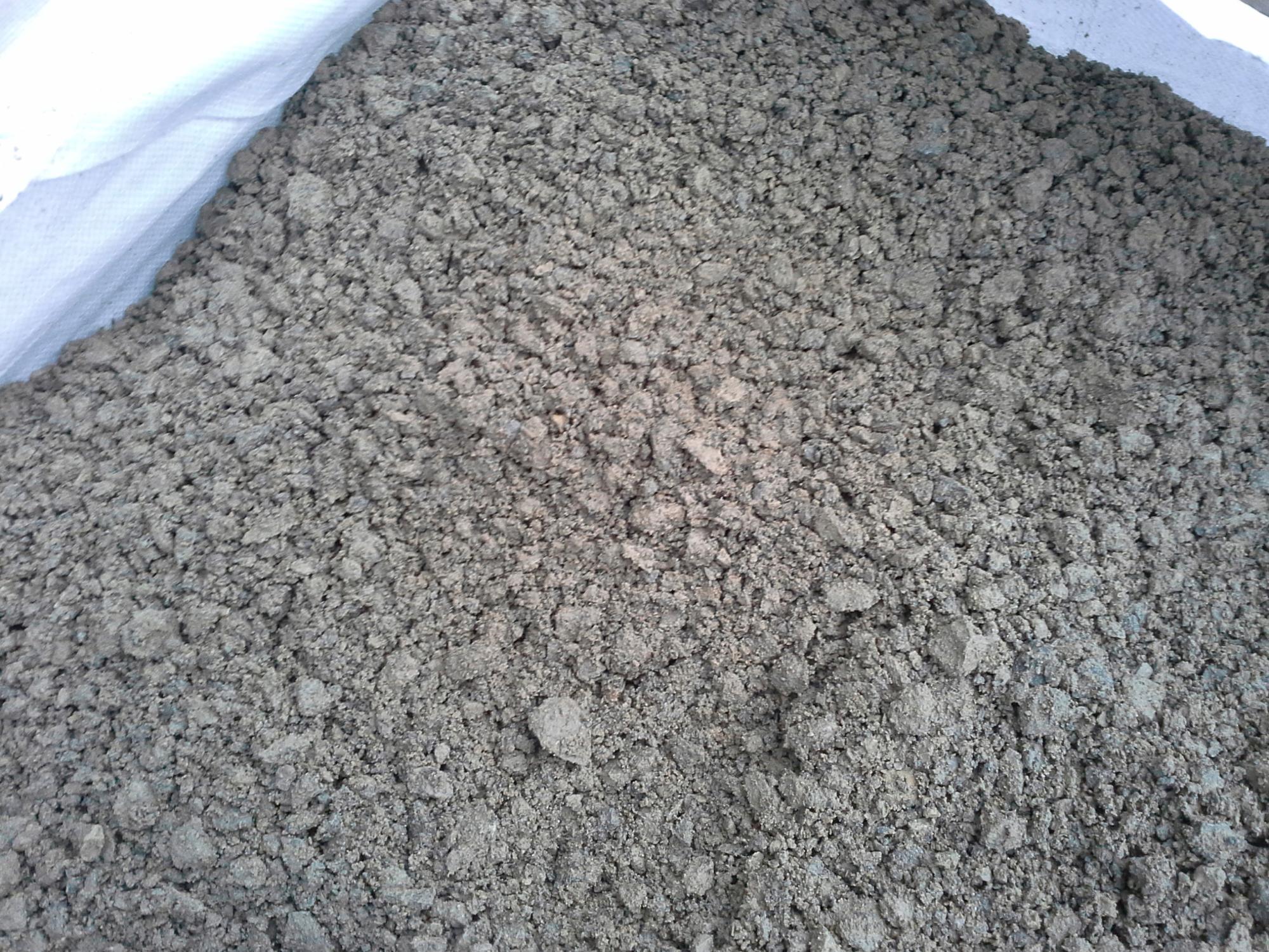 1m3 De Sable Et Gravier En Kg Mélange de sable et gravier Sable 0/4 / gravillon 4/20 en demi-big-bag 0.5  m3 | Leroy Merlin