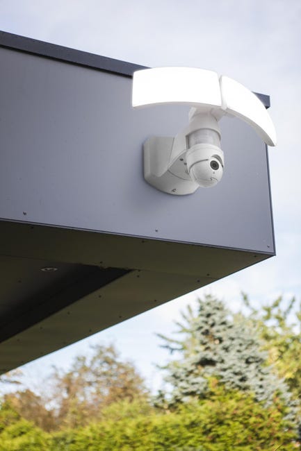 Projecteur Avec Cam ra Ext rieur Module LED 3000 Lm Blanc LUTEC Leroy projecteur-avec-cam-ra-ext-rieur-module-led-3000-lm-blanc-lutec-leroy