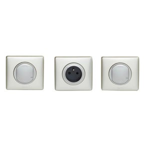 Legrand 077711LA, Prise 2P + T connectée 16A 3680W blanc