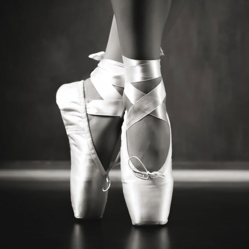 Affiche Paire de pointes, noir & blanc l.30 x H.30 cm Leroy Merlin