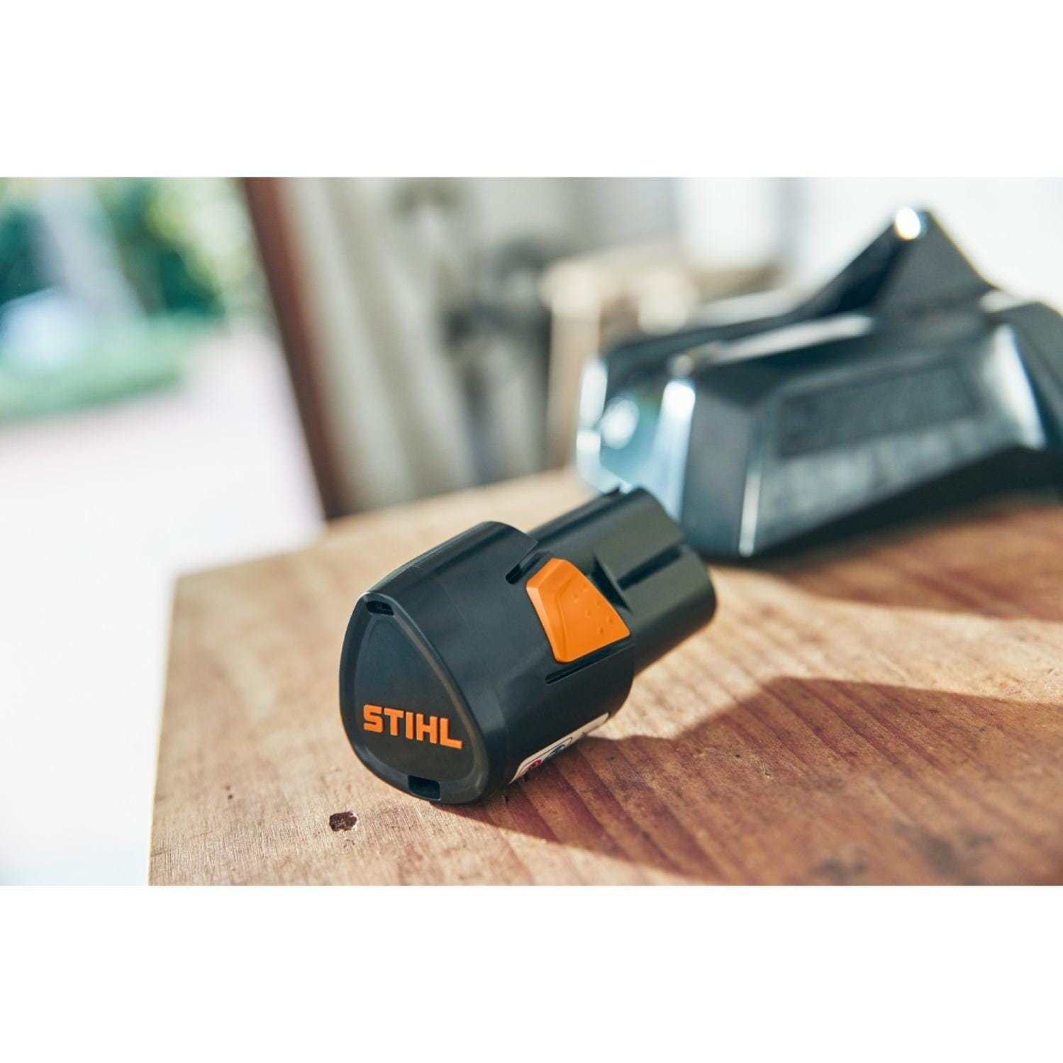 Scie à main STIHL - GTA 26 - Matériel à Batterie