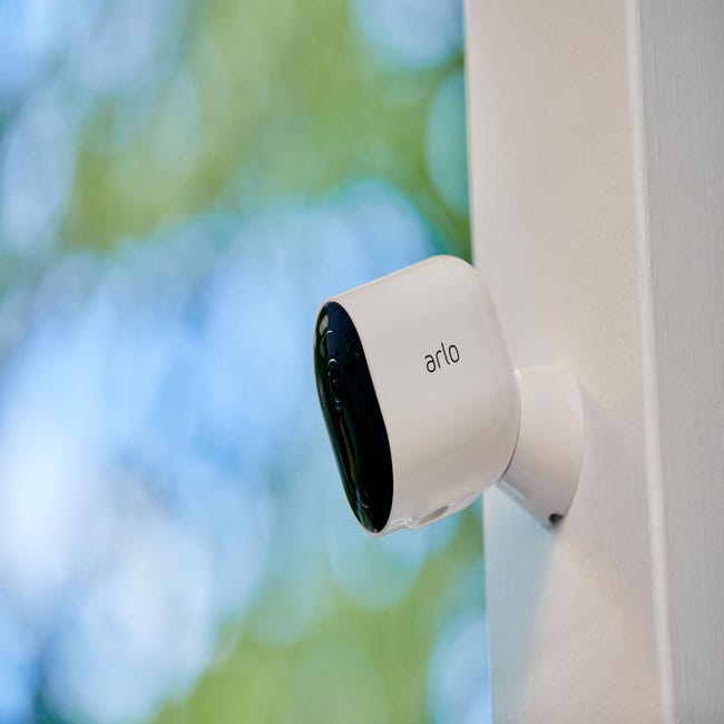 Protégez votre domicile grâce à cette caméra de surveillance extérieure  sans fil à moins de 38 euros chez  