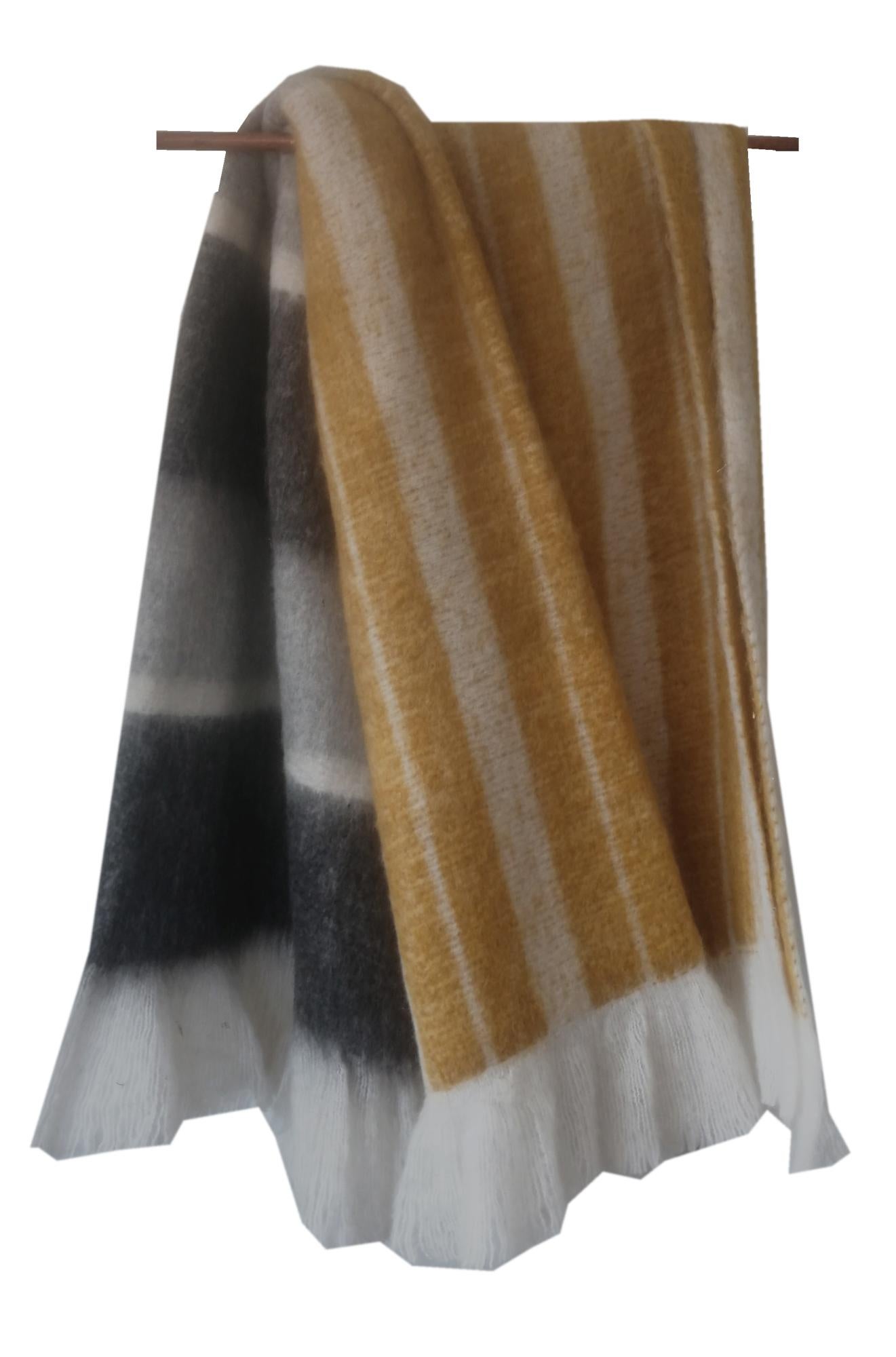 Châle mohair Happy jaune made in France