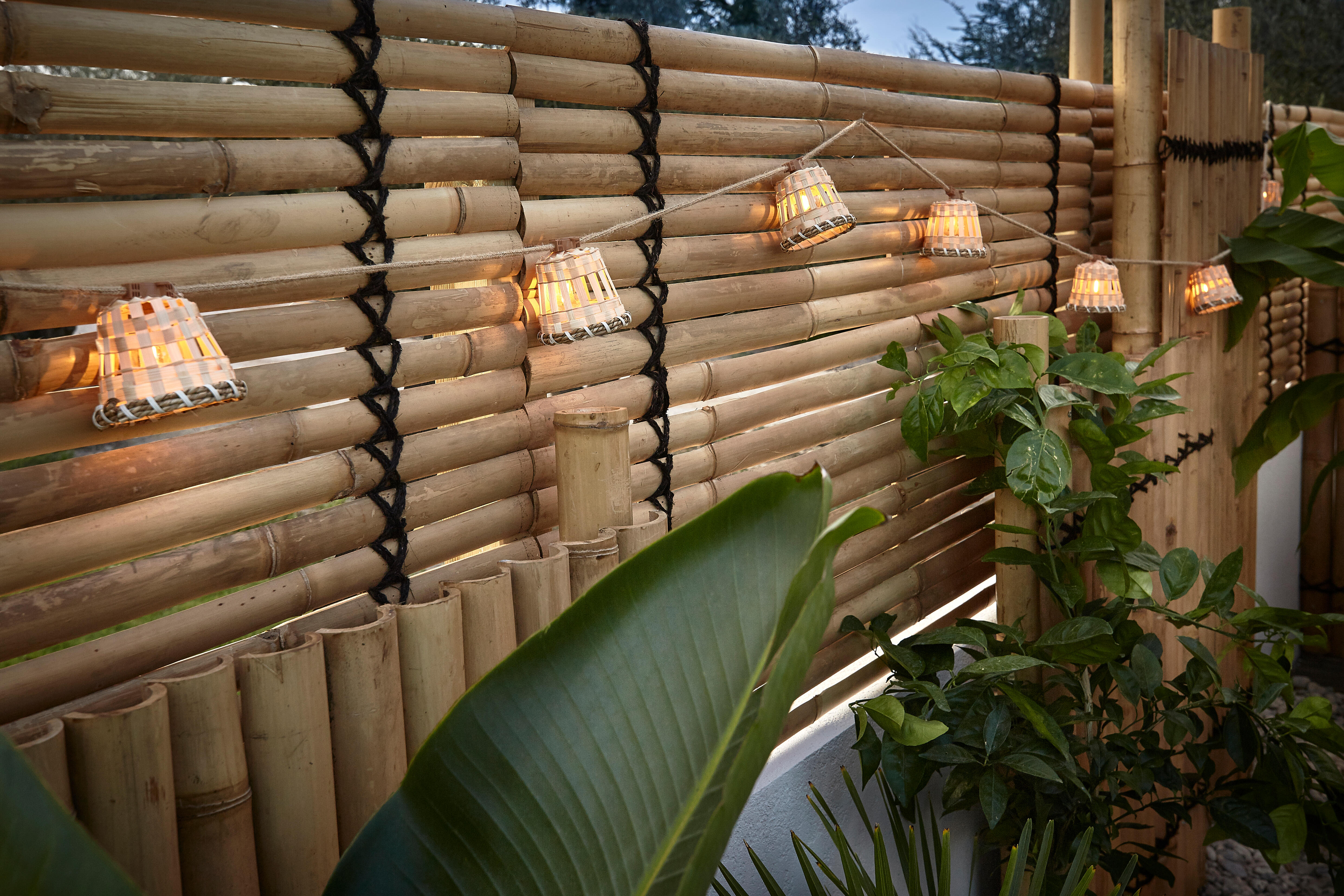 Guirlande lumineuse bambou et rotin solaire et rechargeable 5M AURORA blanc  chaud câble jute extérieur