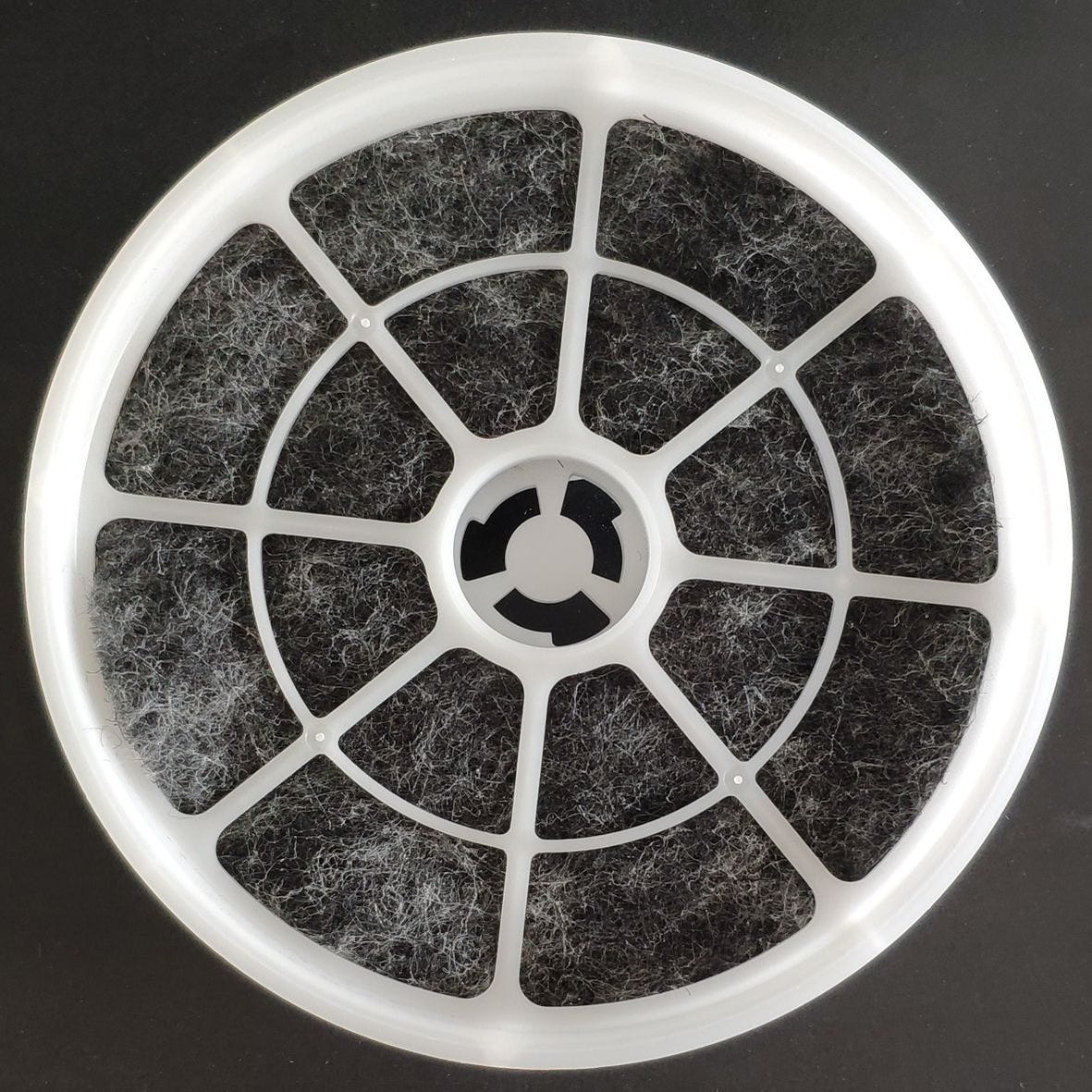 Découvrez l'utilité d'un filtre à charbons actifs pour votre hotte de  cuisine