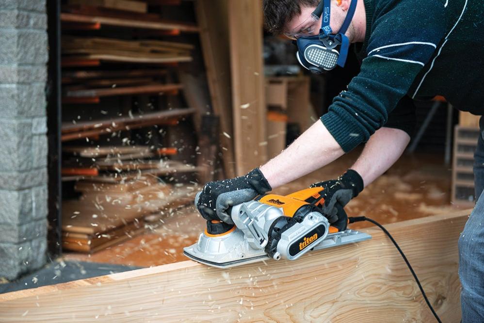 Rabot électrique 900W 82mm KORMAN