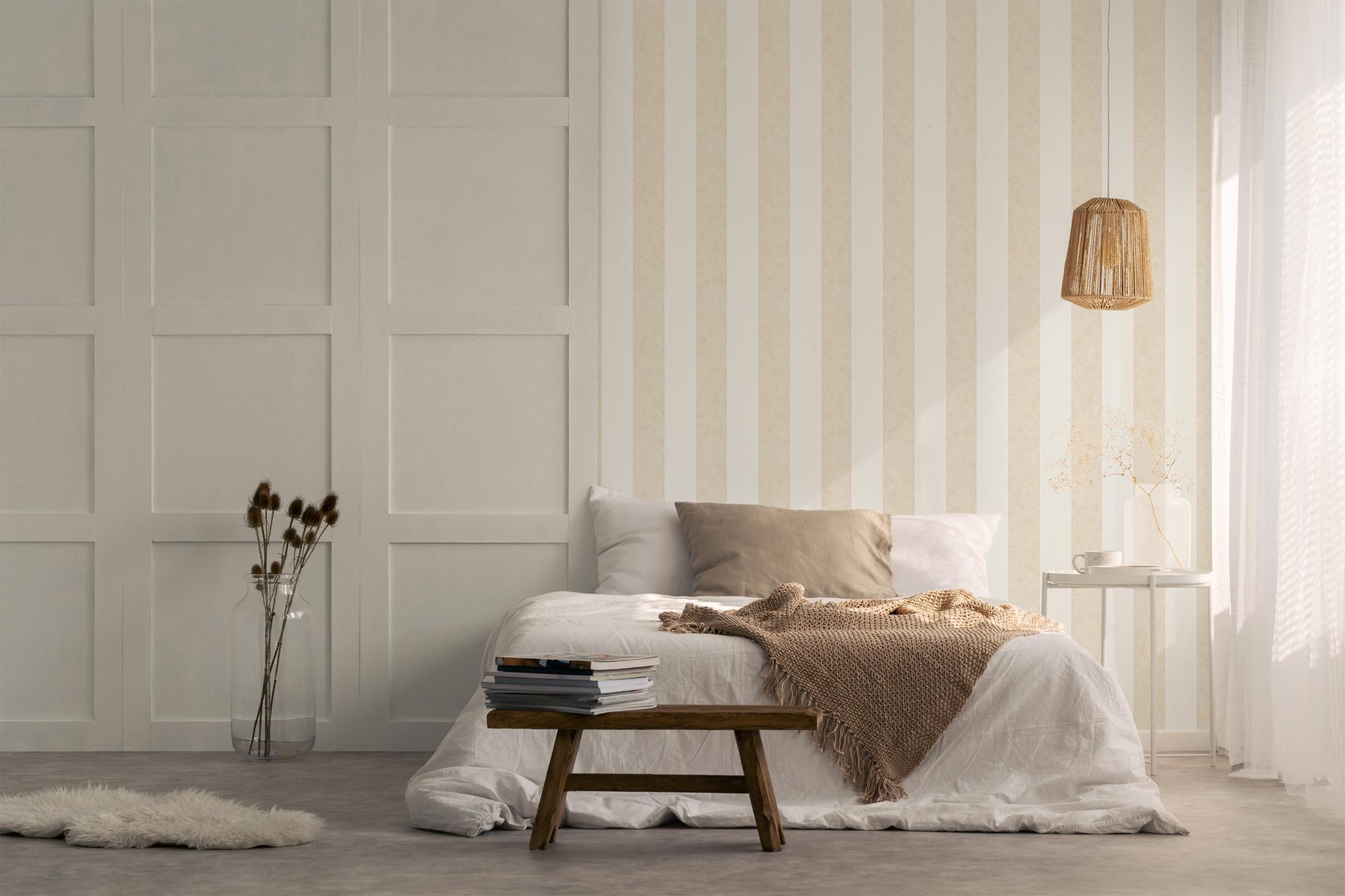 Papier peint intissé Iconic shades rayure blanc/beige | Leroy Merlin
