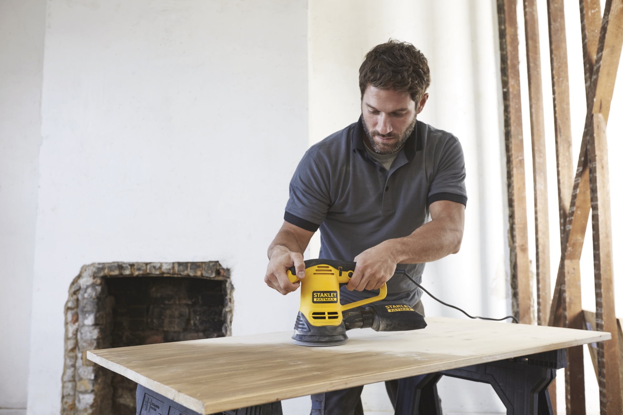 Levigatrice Orbitale STANLEY FATMAX FME440K-QS - 480W, 230V, Con Cavo Da 4m