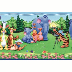 Komar Carta da parati Disney Winnie Pooh con palloncini in vinile,  multicolore, 368 x 0,2 x 254 cm