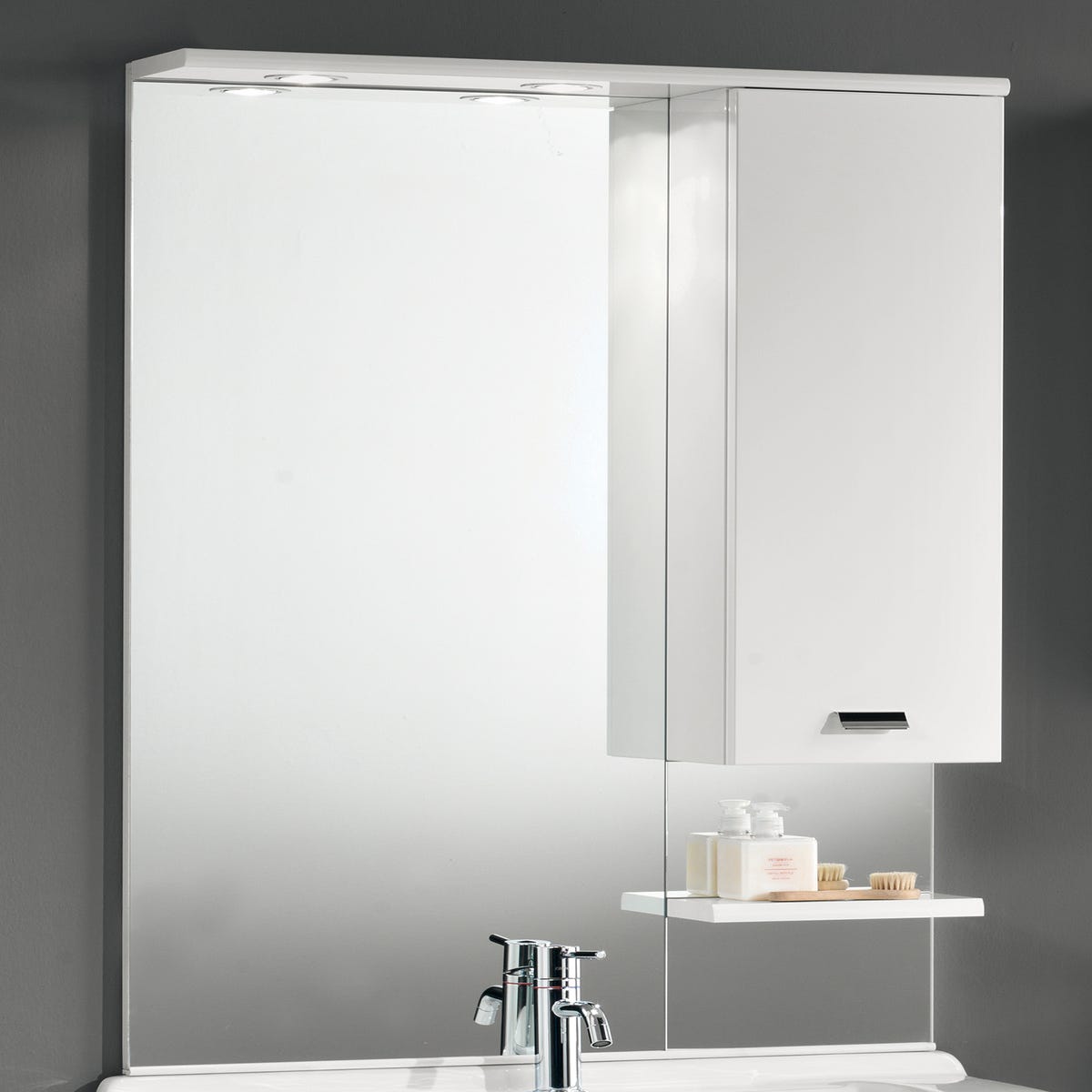 Specchio contenitore con luce Rimini L 70 x P 18.5 x H 108 cm lucido bianco