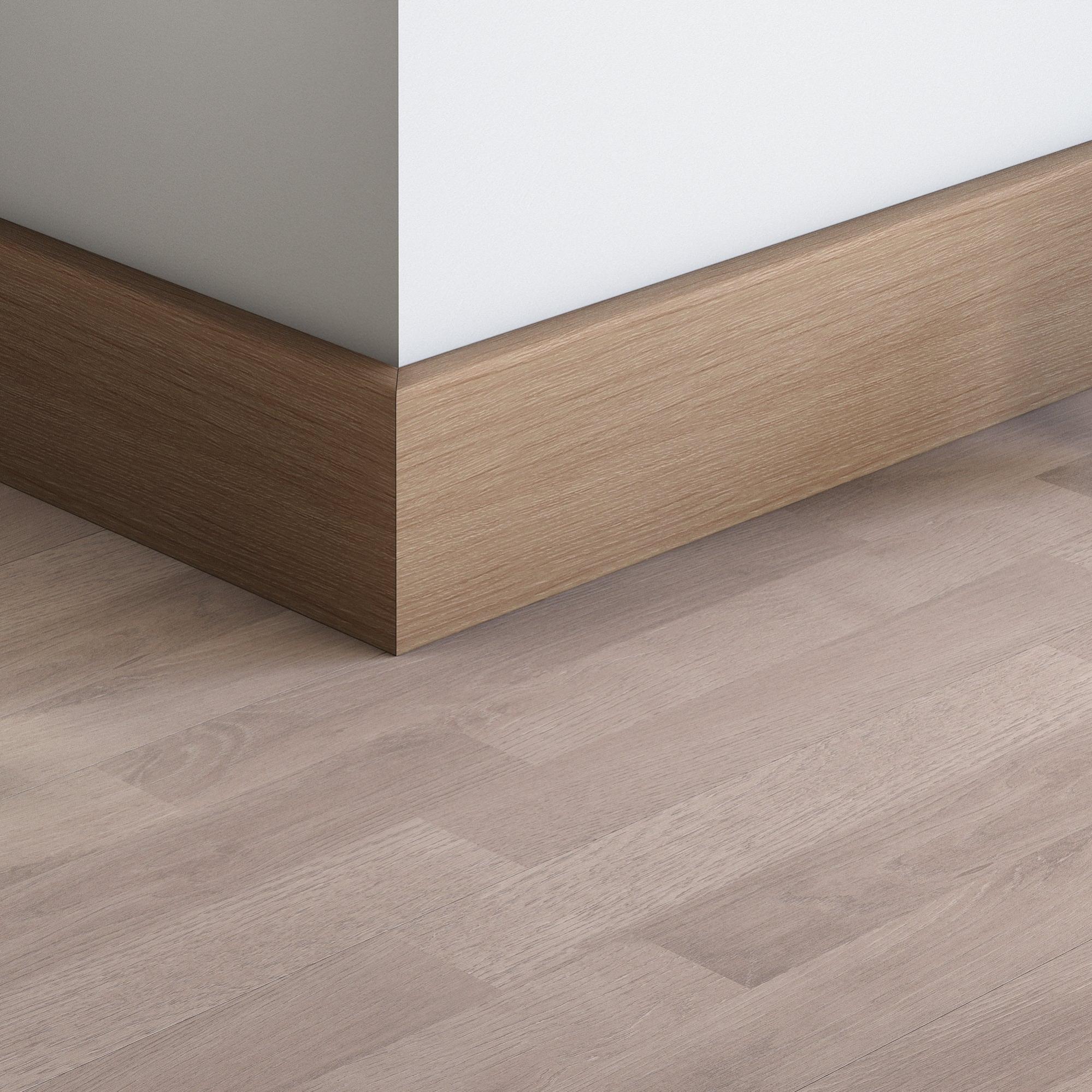 Battiscopa con passacavo KU505L in pvc beige Sp 14.5 mm x H 7.8 x L 240 ...