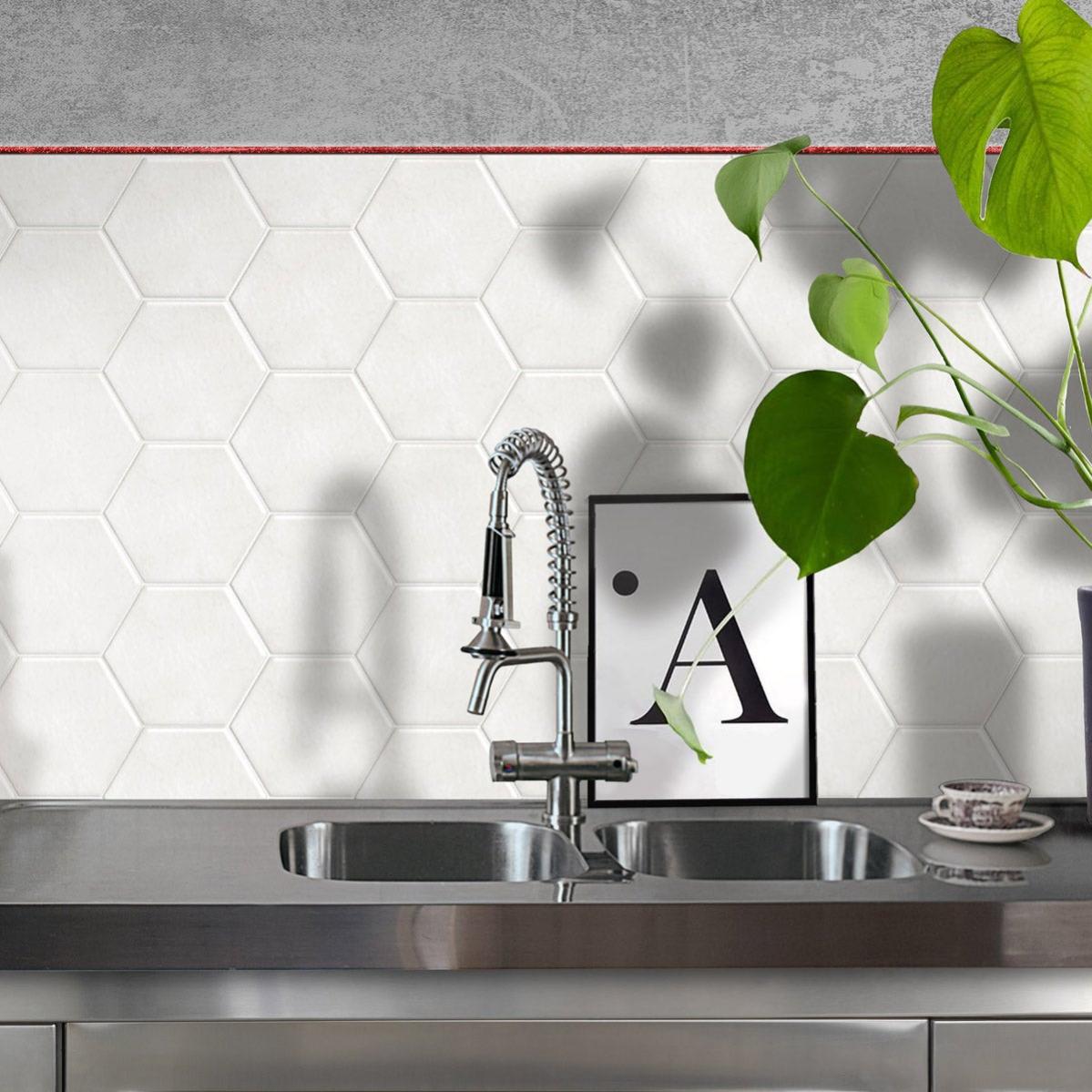 Listello Autoadesivo In PVC Per Finestre - 60mm X 15m, Bianco, Flessibile E Facile Da Installare - Foto 2