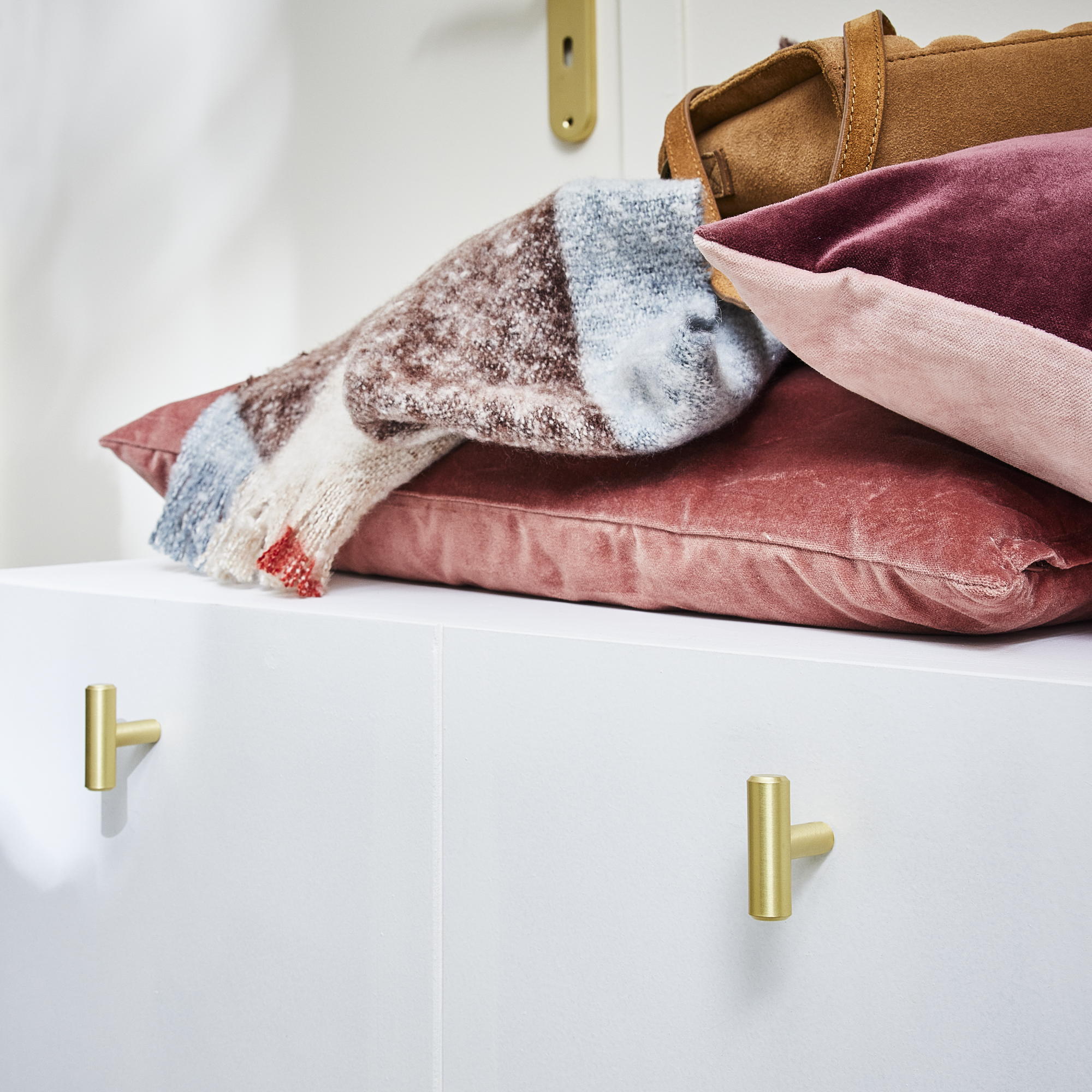 Nastro Metallico Autoadesivo Ottone Spazzolato - 2500x40x0.5mm, Effetto Acciaio Inox - Foto 4