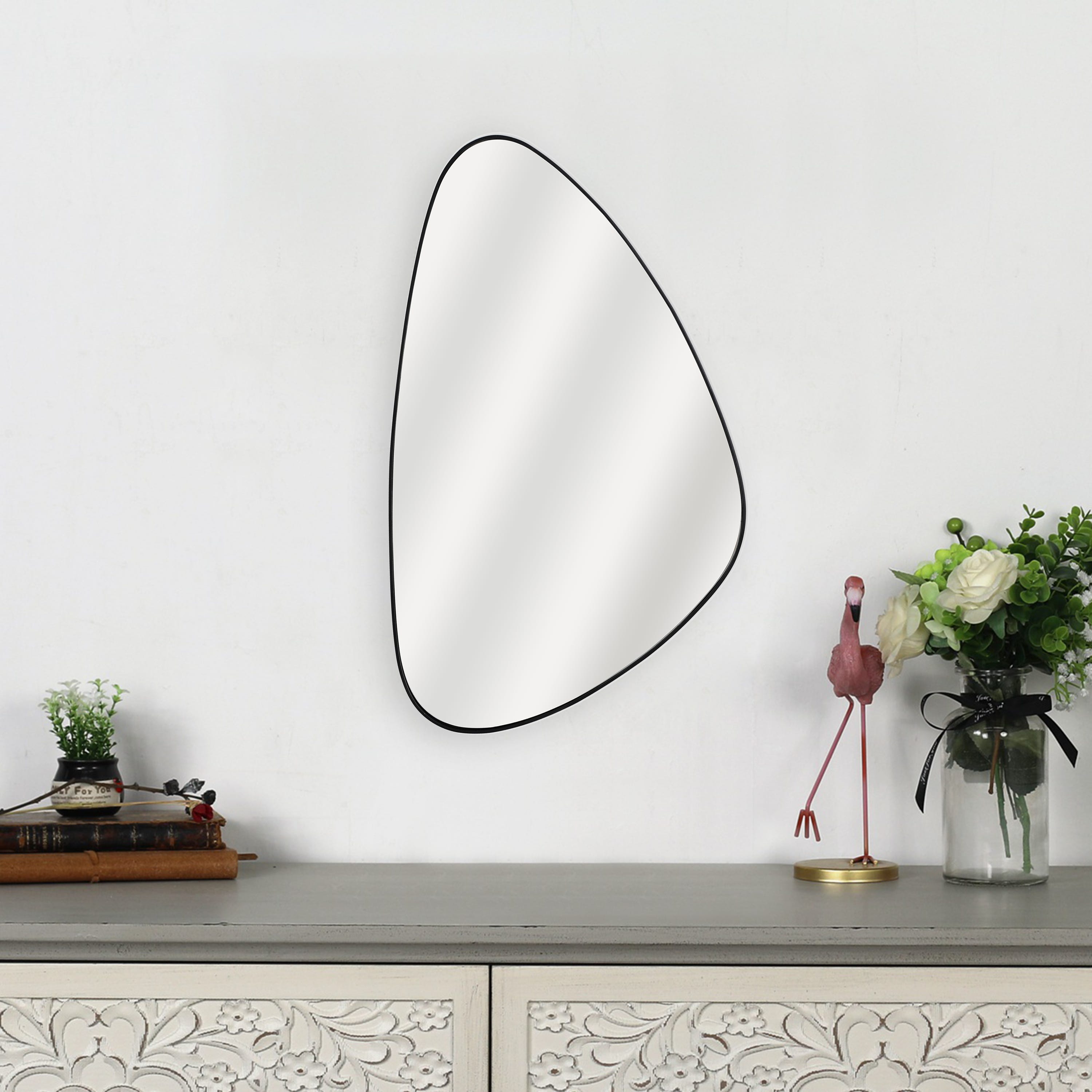 Specchio con cornice da parete INSPIRE triangolare Rosace nero 30