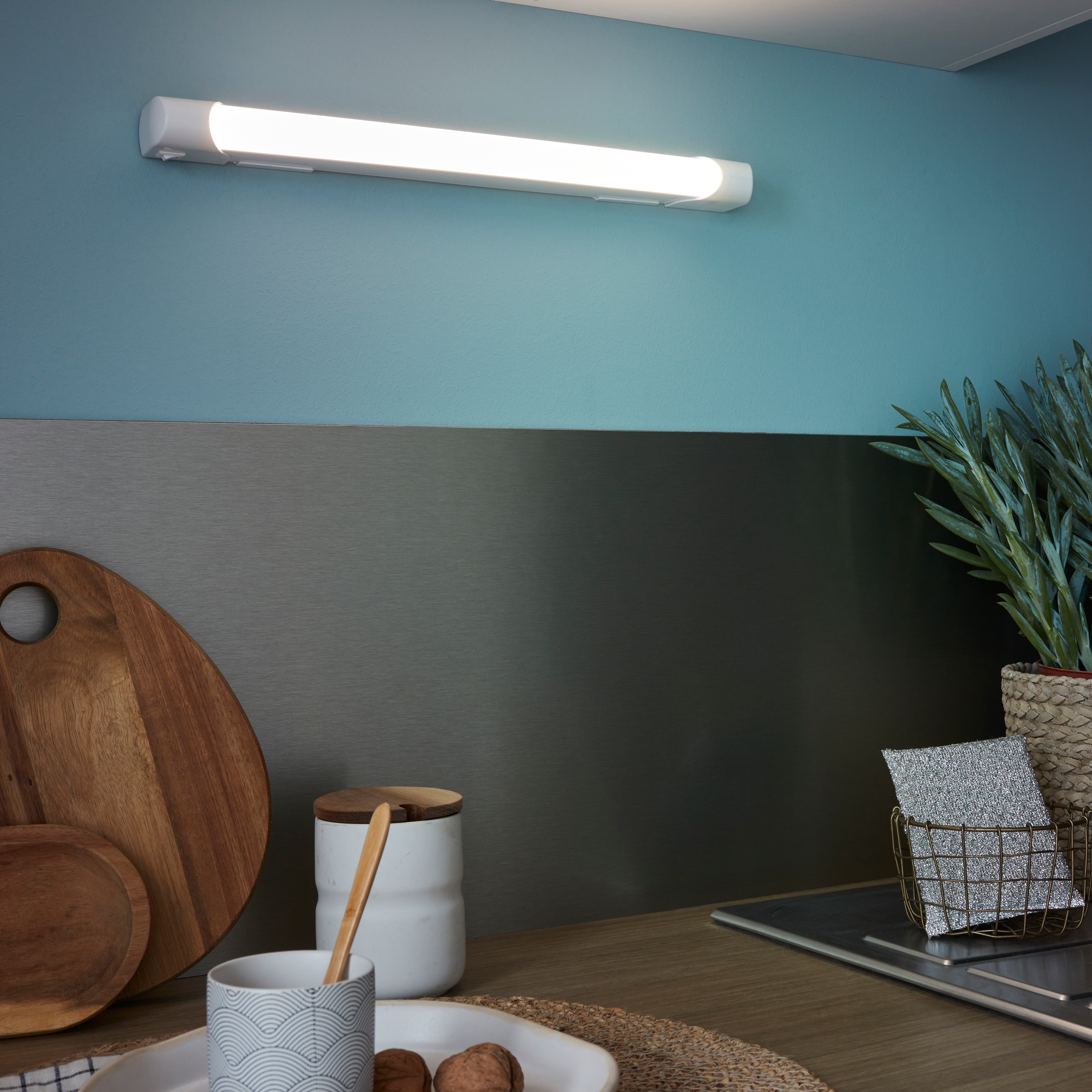 Visti da vicino: Luce LED sottopensile Inspire Moss