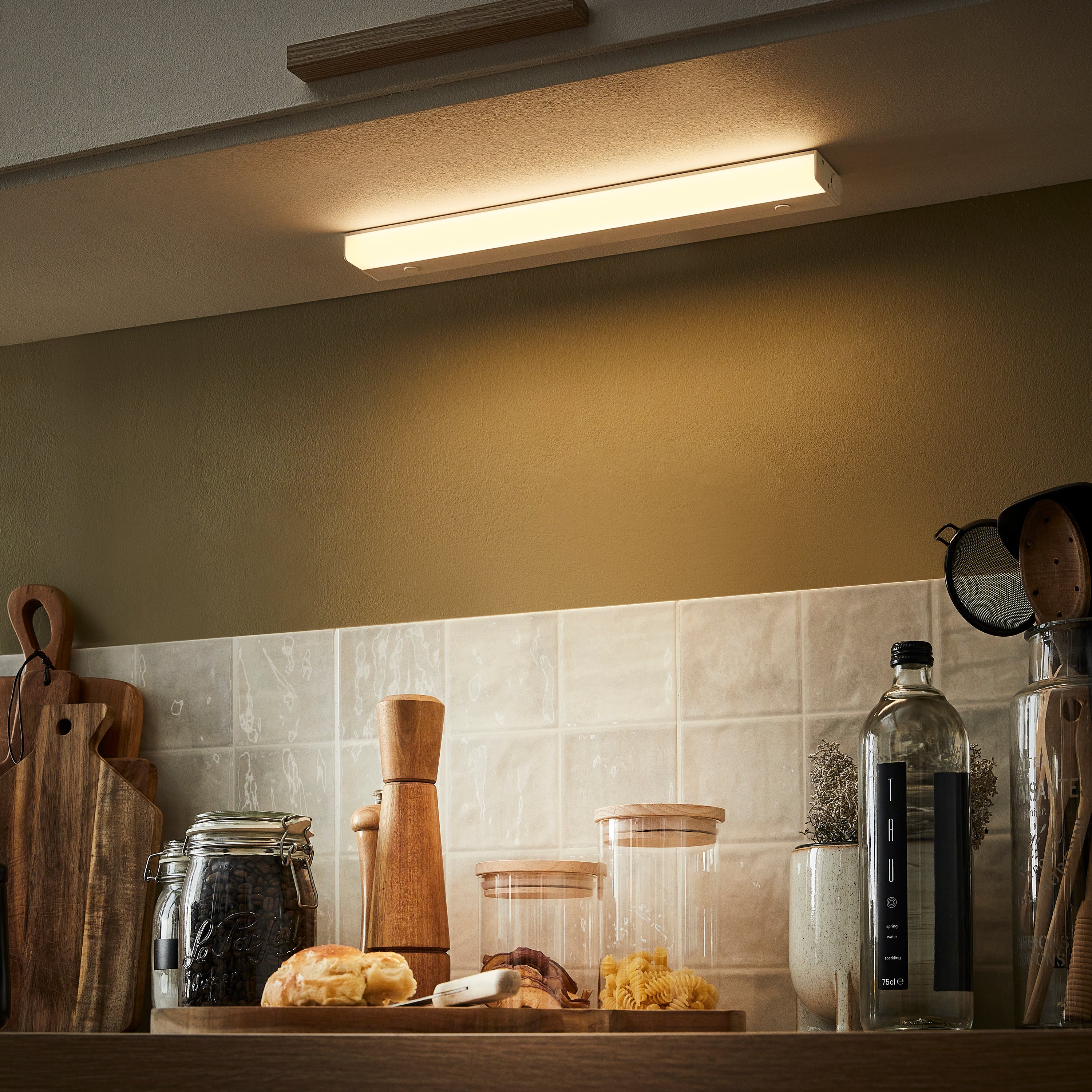 Sottopensile LED per cucina Dudo, luce bianco naturale, 15 cm, 1 x
