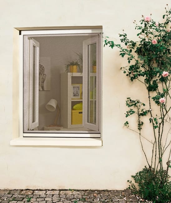 Madecostore Moustiquaire Enroulable En Alu Pour Fenetre Blanc L130 X H160cm Leroy Merlin Madecostore Moustiquaire Enroulable En Alu Pour Fenetre Blanc L130 X H160cm Leroy Merlin