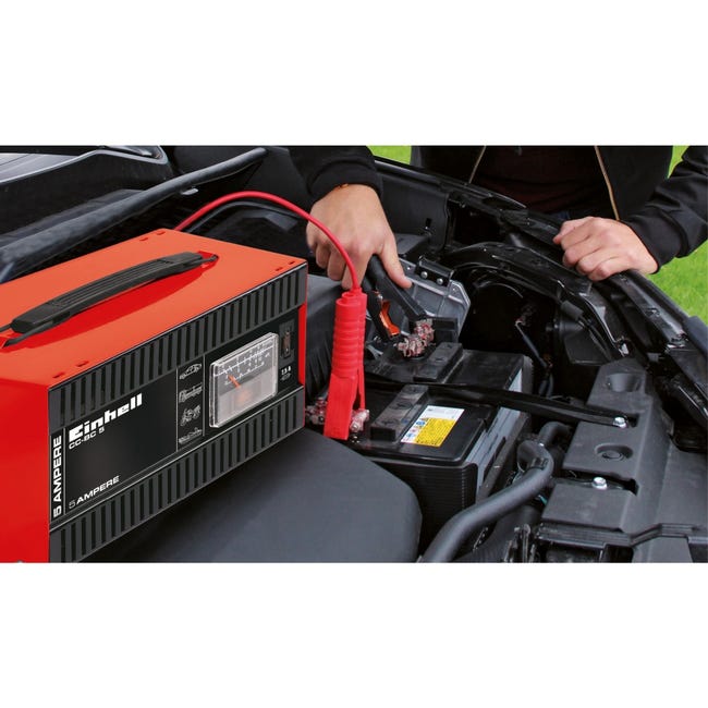 TEC 4 Cargador de baterías de 12-24 V para coches y camiones de hasta 120  Ah Protección térmica e inversión de polaridad