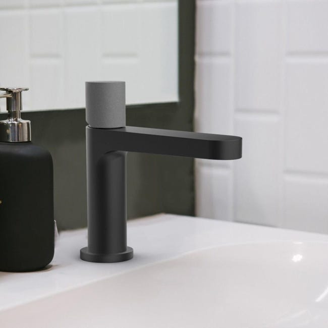 Robinet de salle de bains LIMA 2 Mitigeur lavabo bec bas à tirette Noir -  Oskab