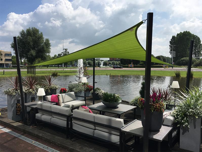 Voile d'ombrage triangulaire 360 x 360 x 360 cm coloris vert lime Nesling - 4