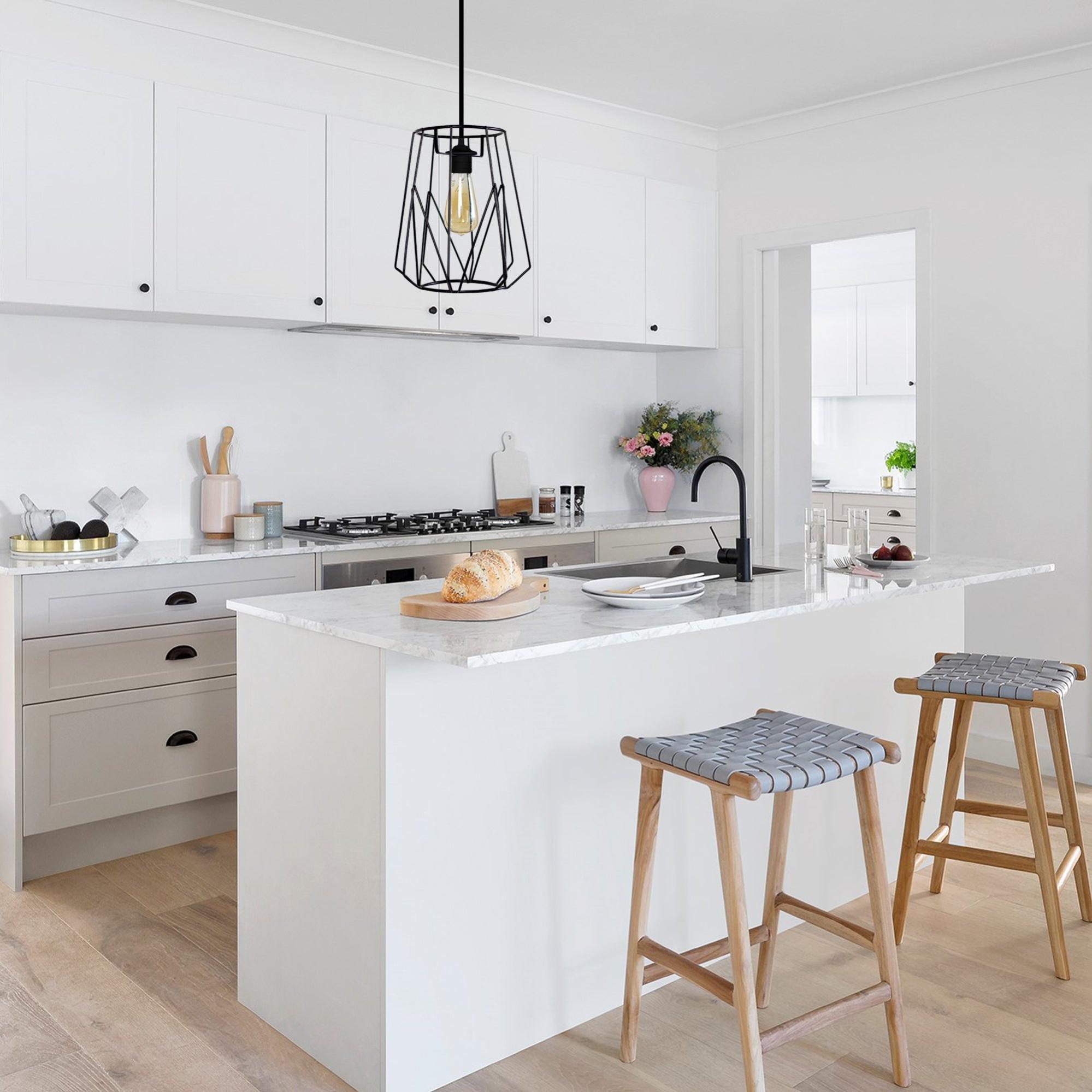 - Lámpara cuadrado metal negro | Leroy Merlin