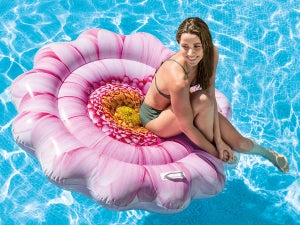 Matelas gonflable piscine - carbone Intex 58723eu - Accessoires piscines  spa et jacuzzis - Achat & prix
